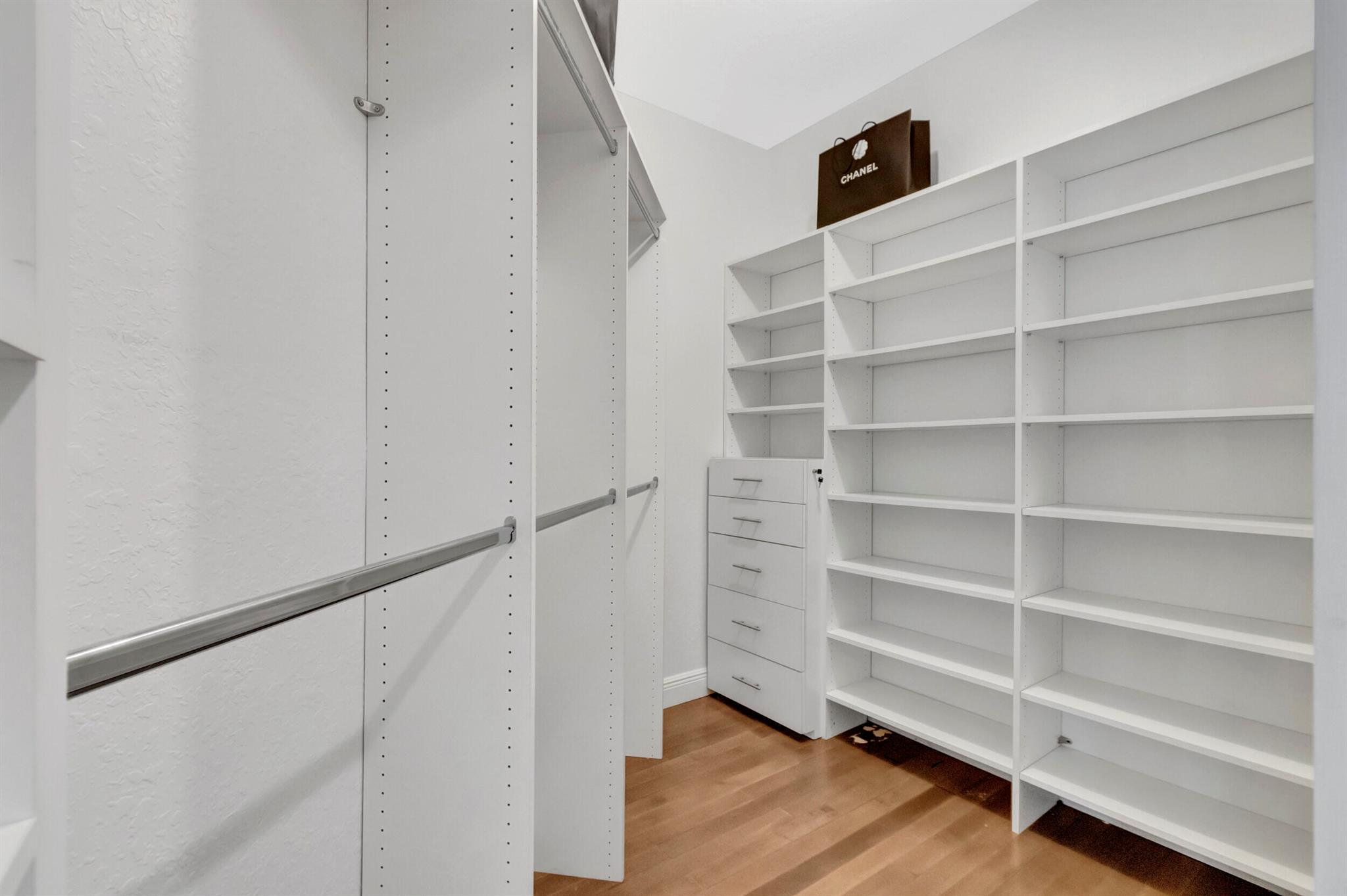 15700 Glencrest Avenue