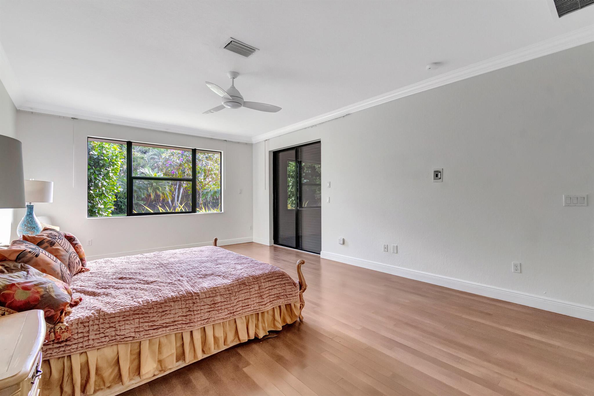 15700 Glencrest Avenue