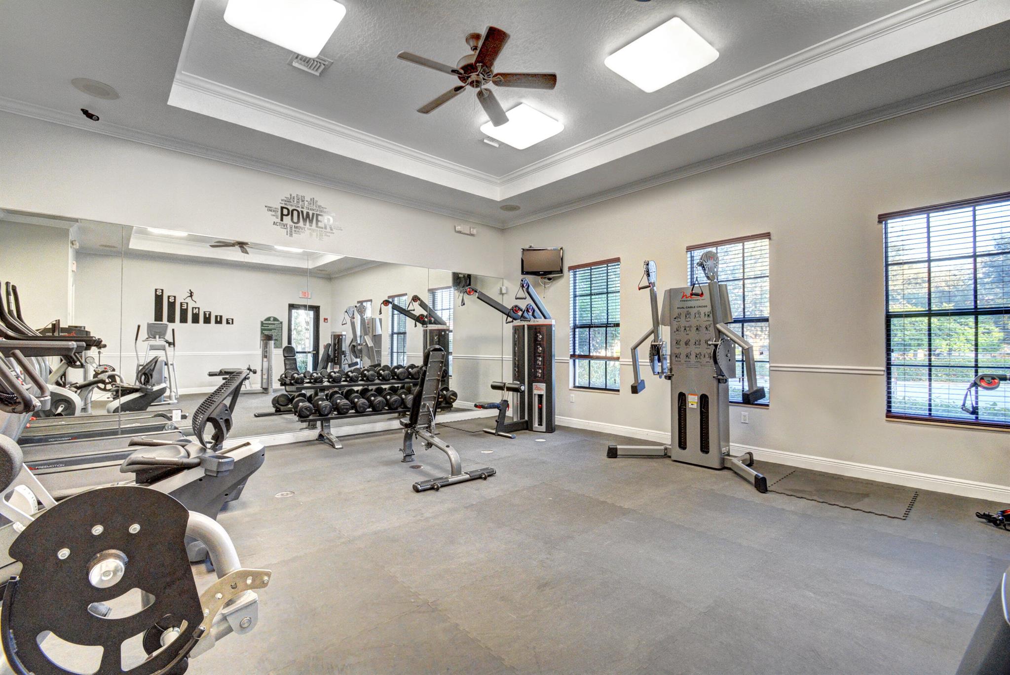 15700 Glencrest Avenue