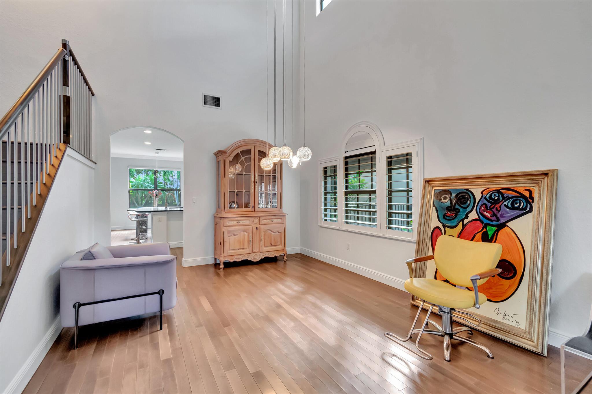 15700 Glencrest Avenue