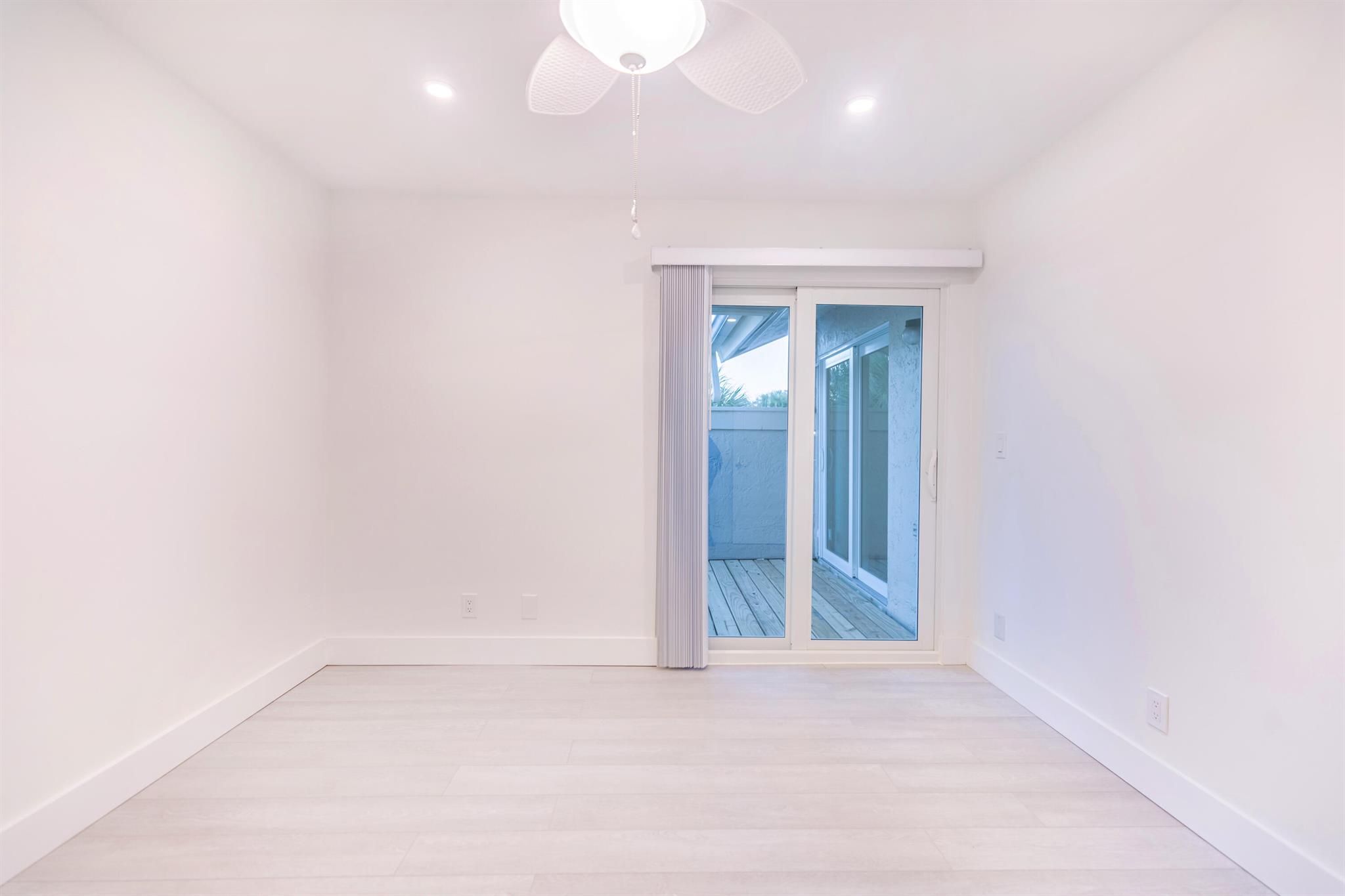 7860 Stanway Place W