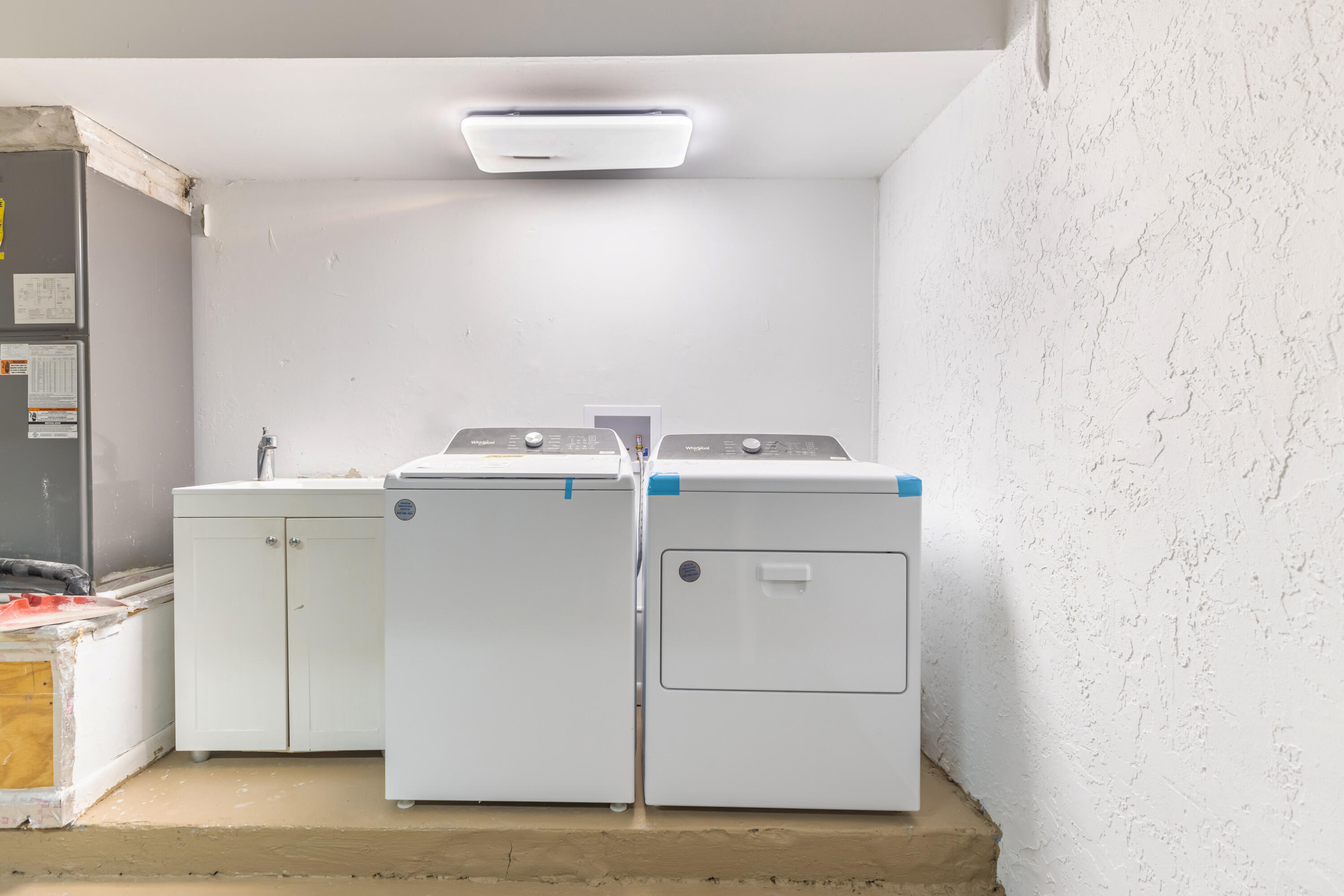 7860 Stanway Place W