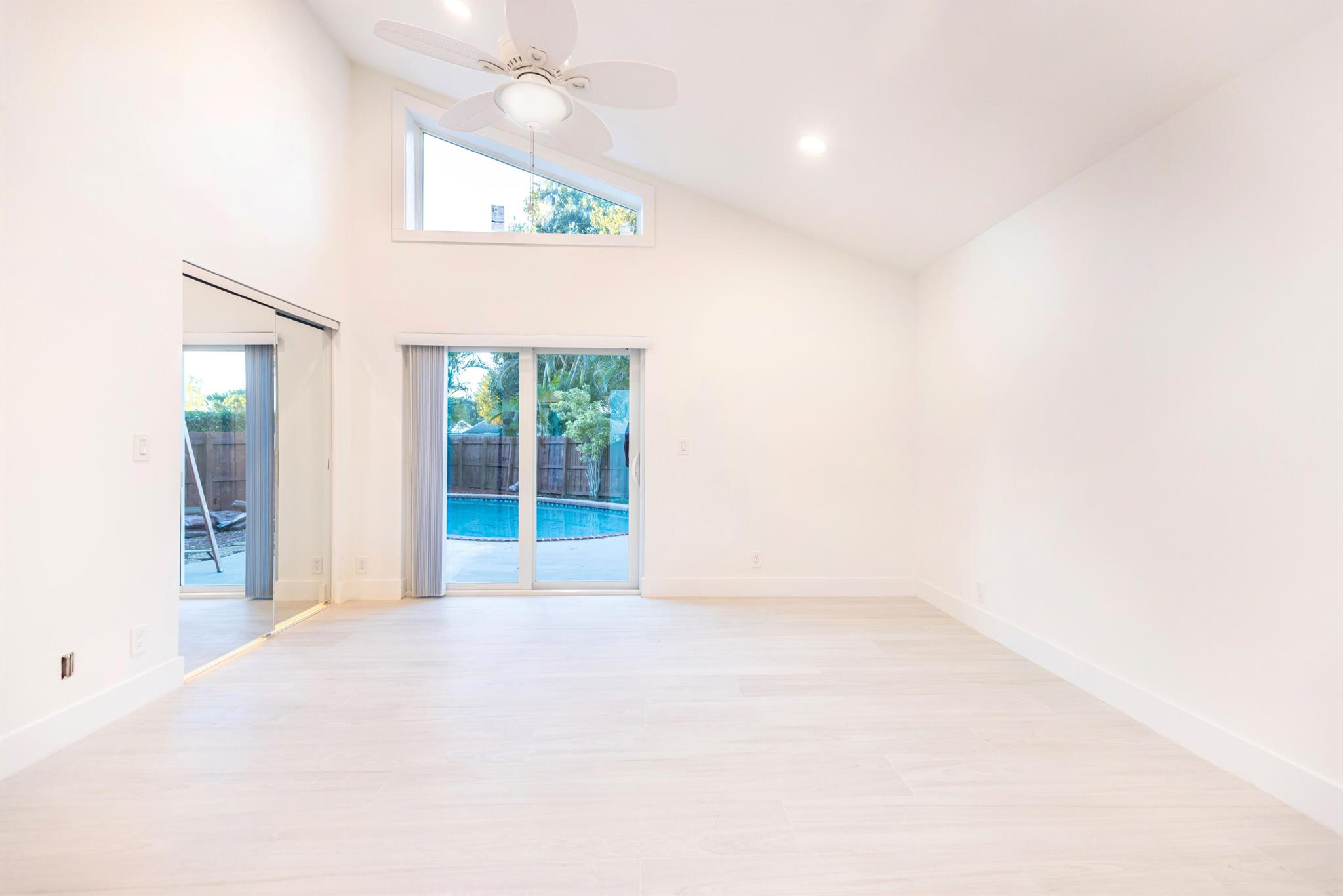 7860 Stanway Place W