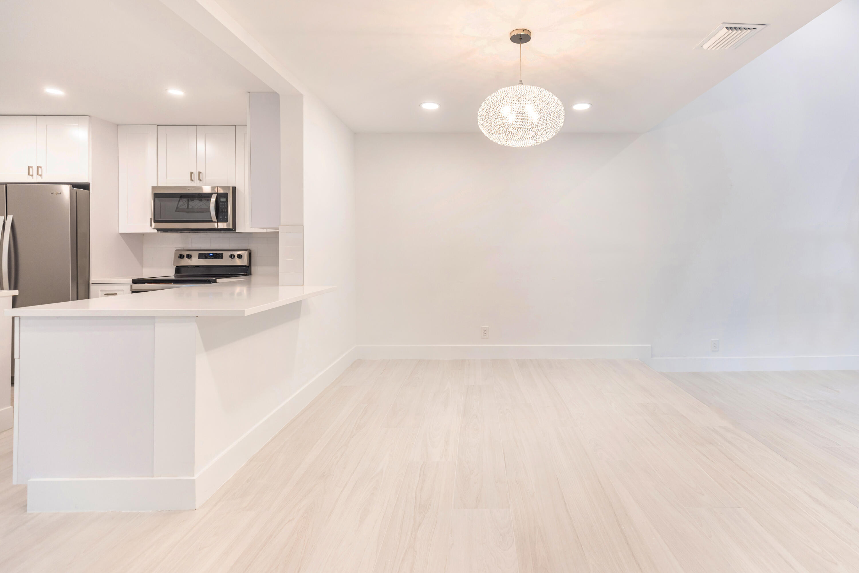 7860 Stanway Place W