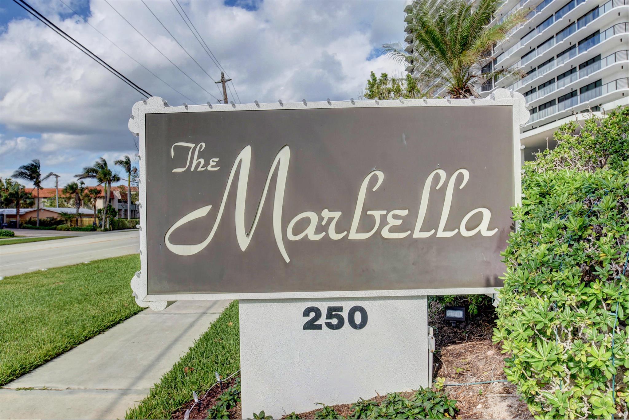 250 S Ocean Boulevard 11g