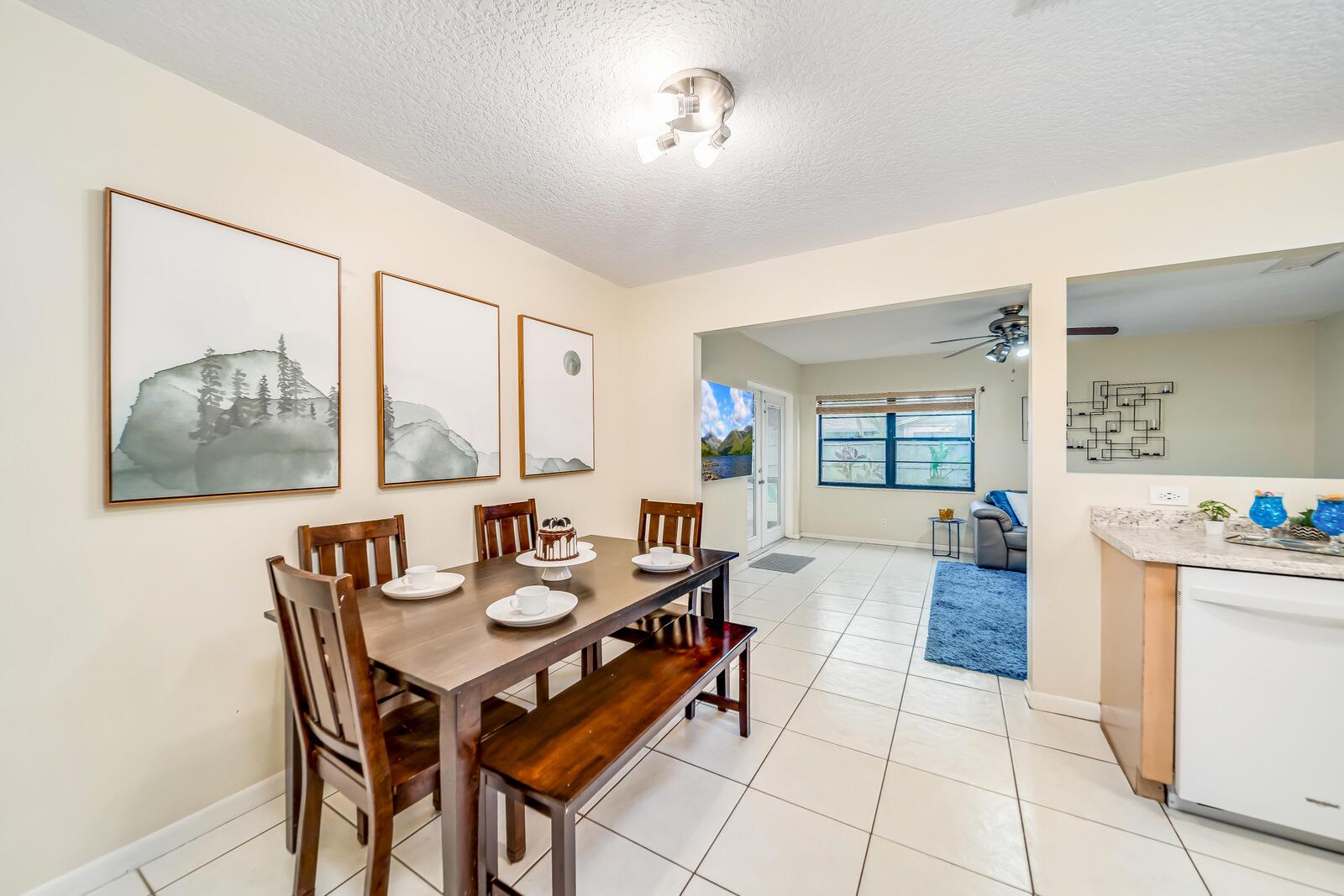 9483 Saddlebrook Drive