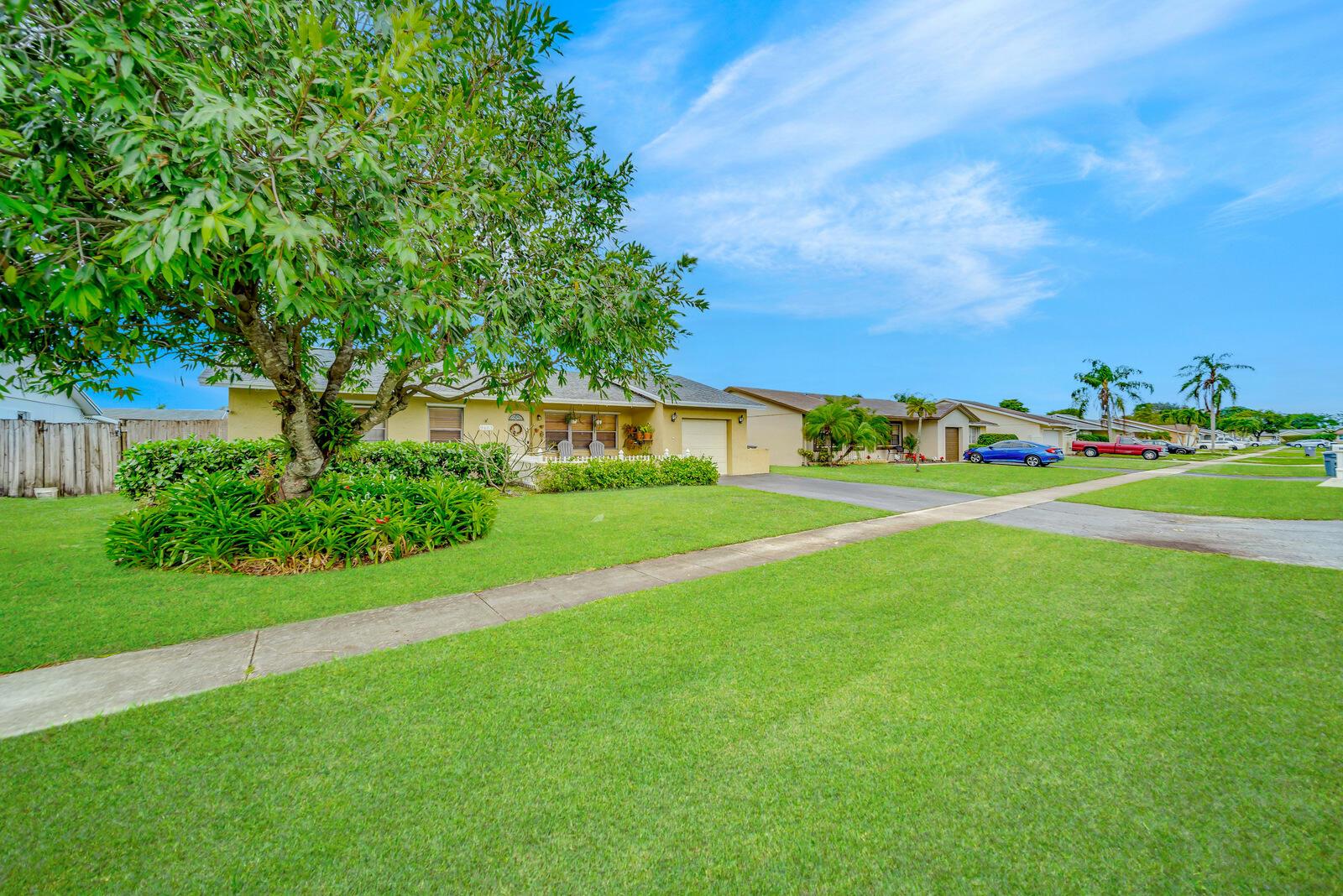 9483 Saddlebrook Drive