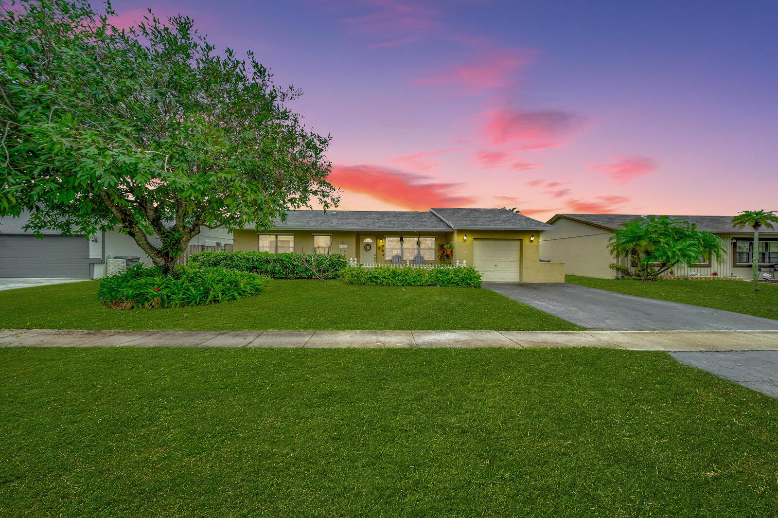 9483 Saddlebrook Drive