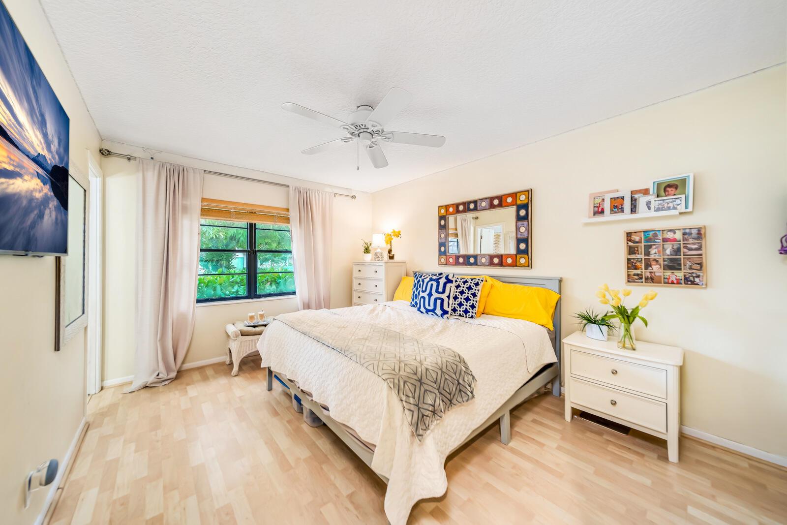 9483 Saddlebrook Drive