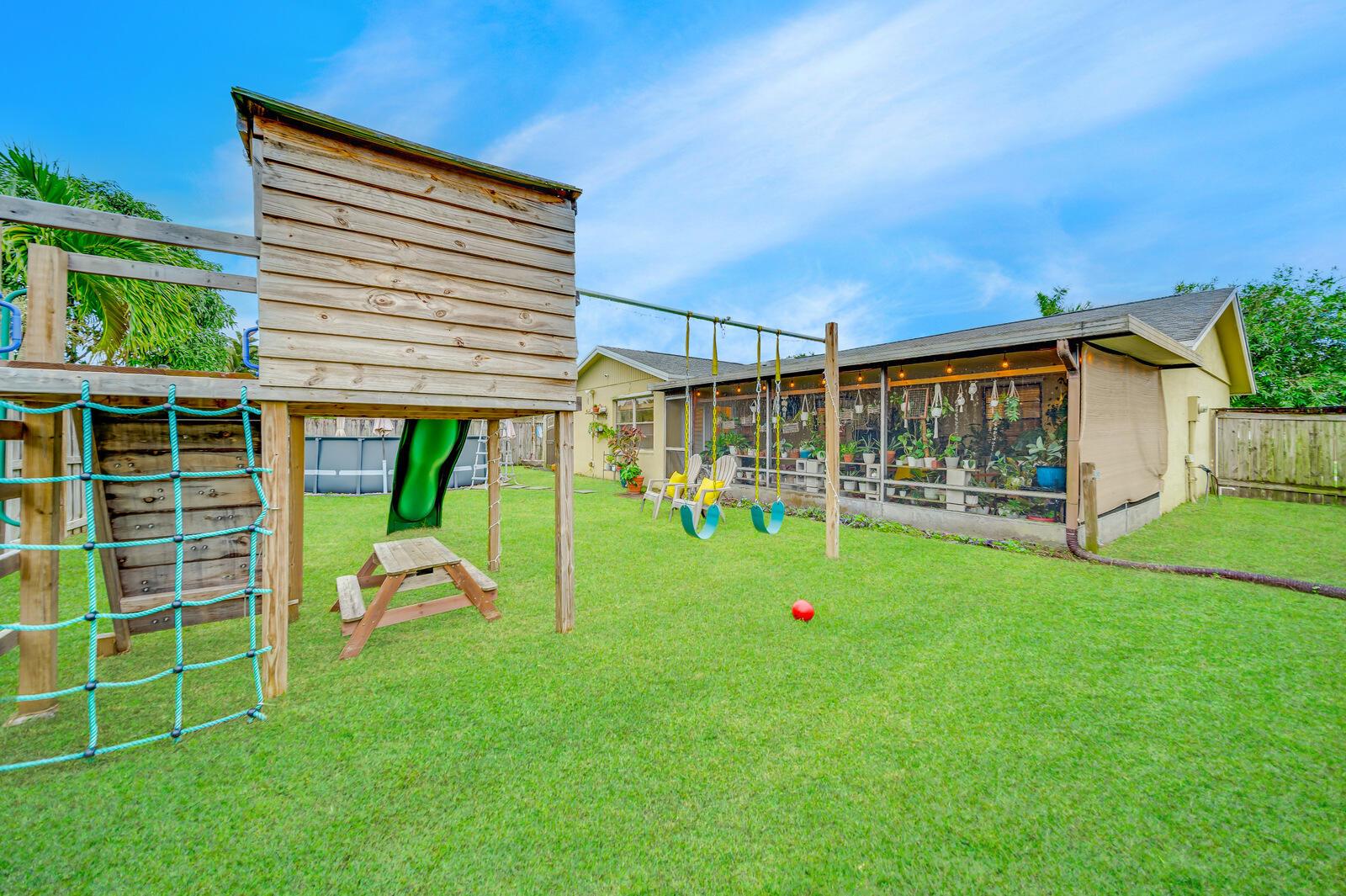 9483 Saddlebrook Drive