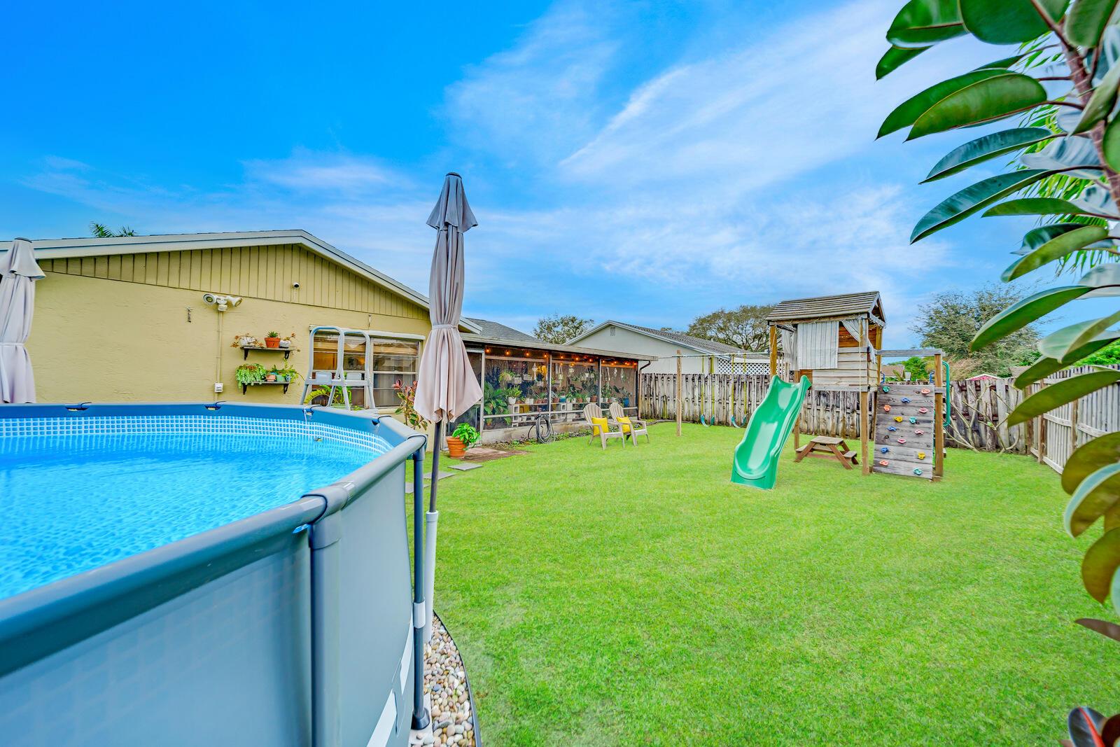 9483 Saddlebrook Drive