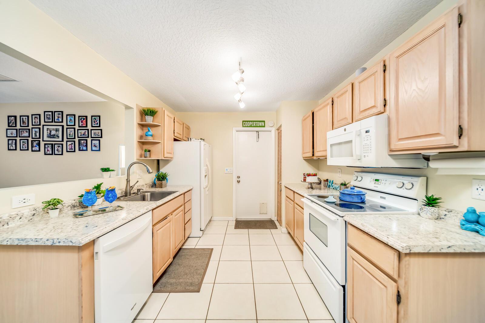 9483 Saddlebrook Drive