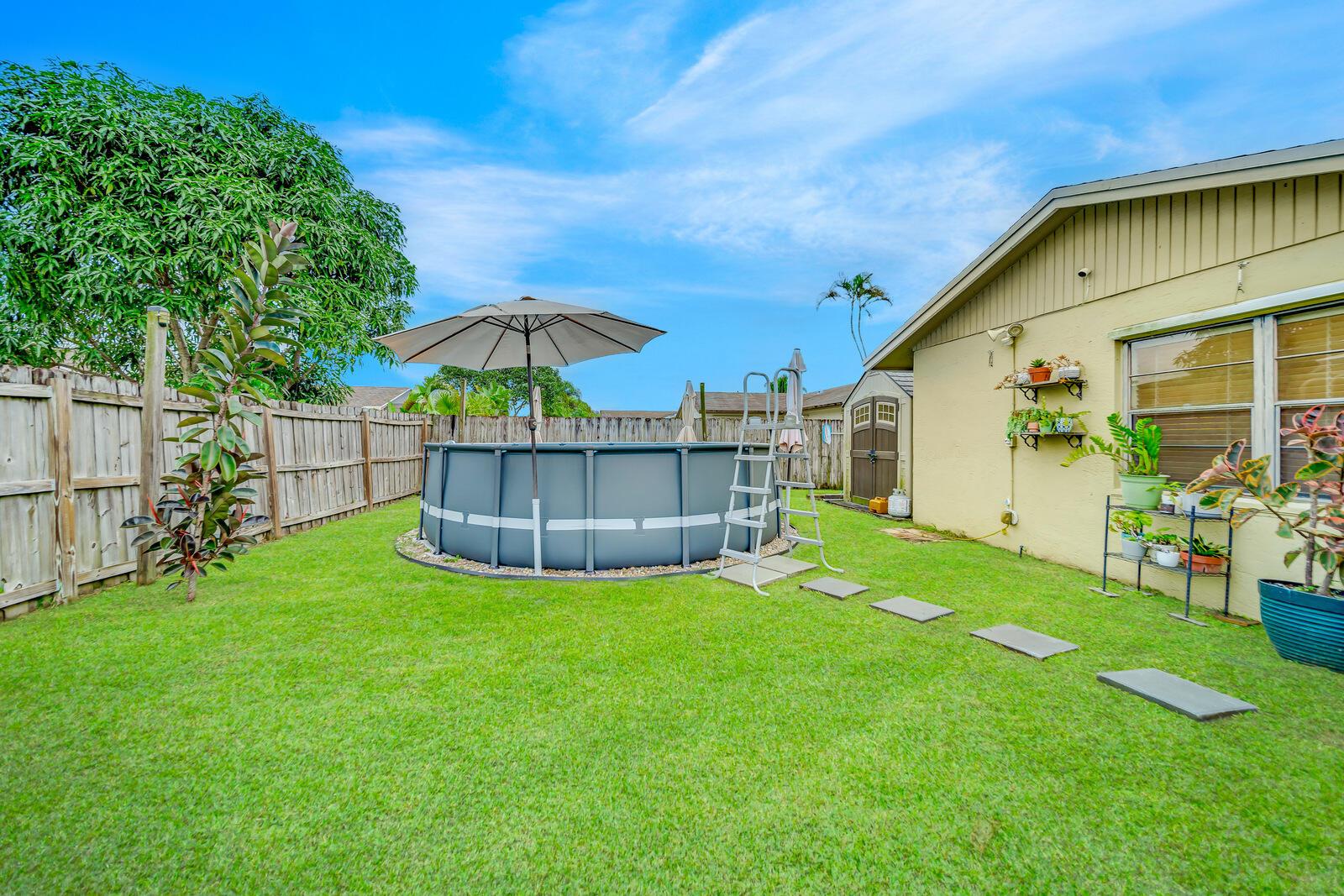 9483 Saddlebrook Drive