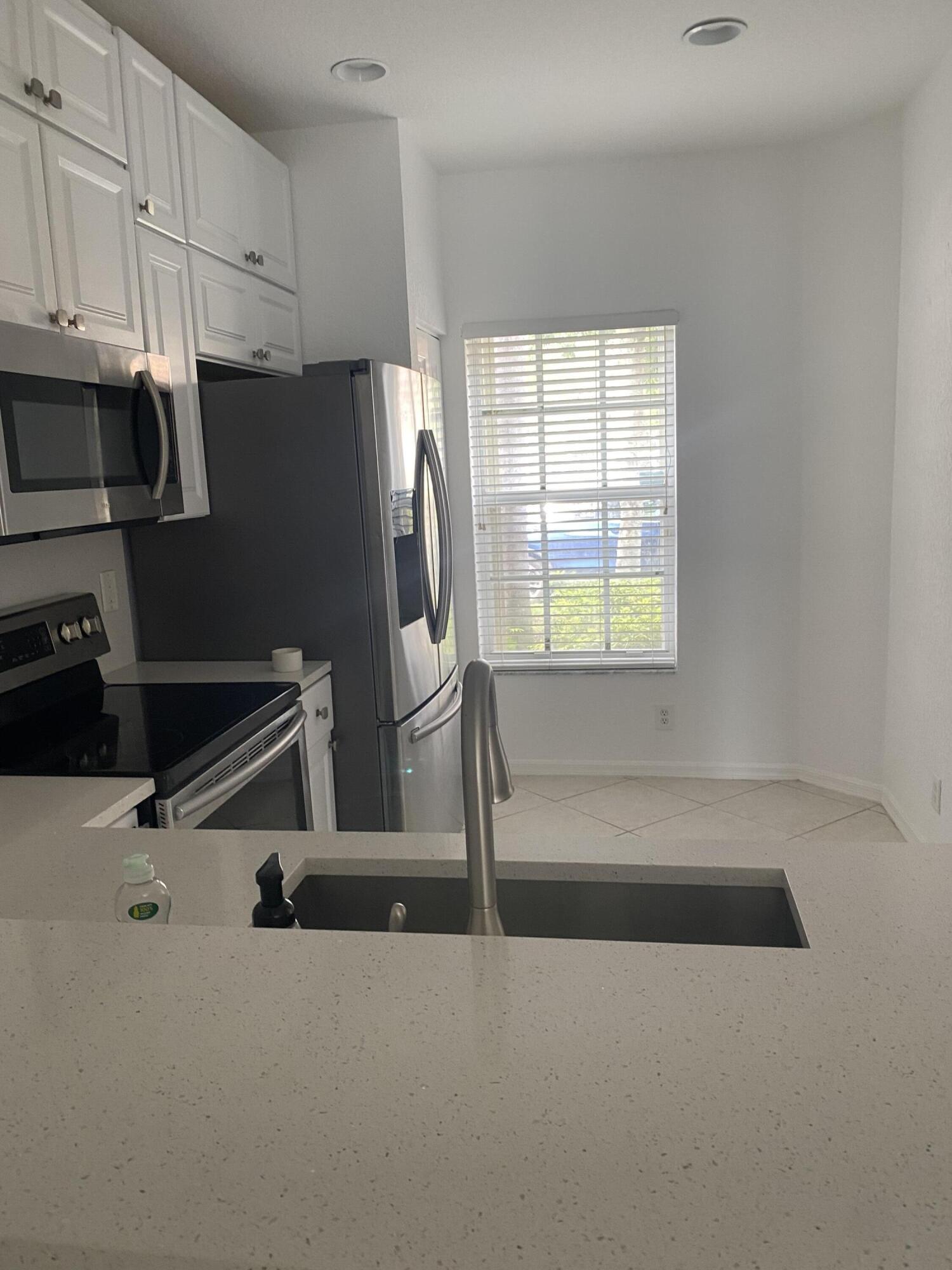 6396 Park Lake Circle