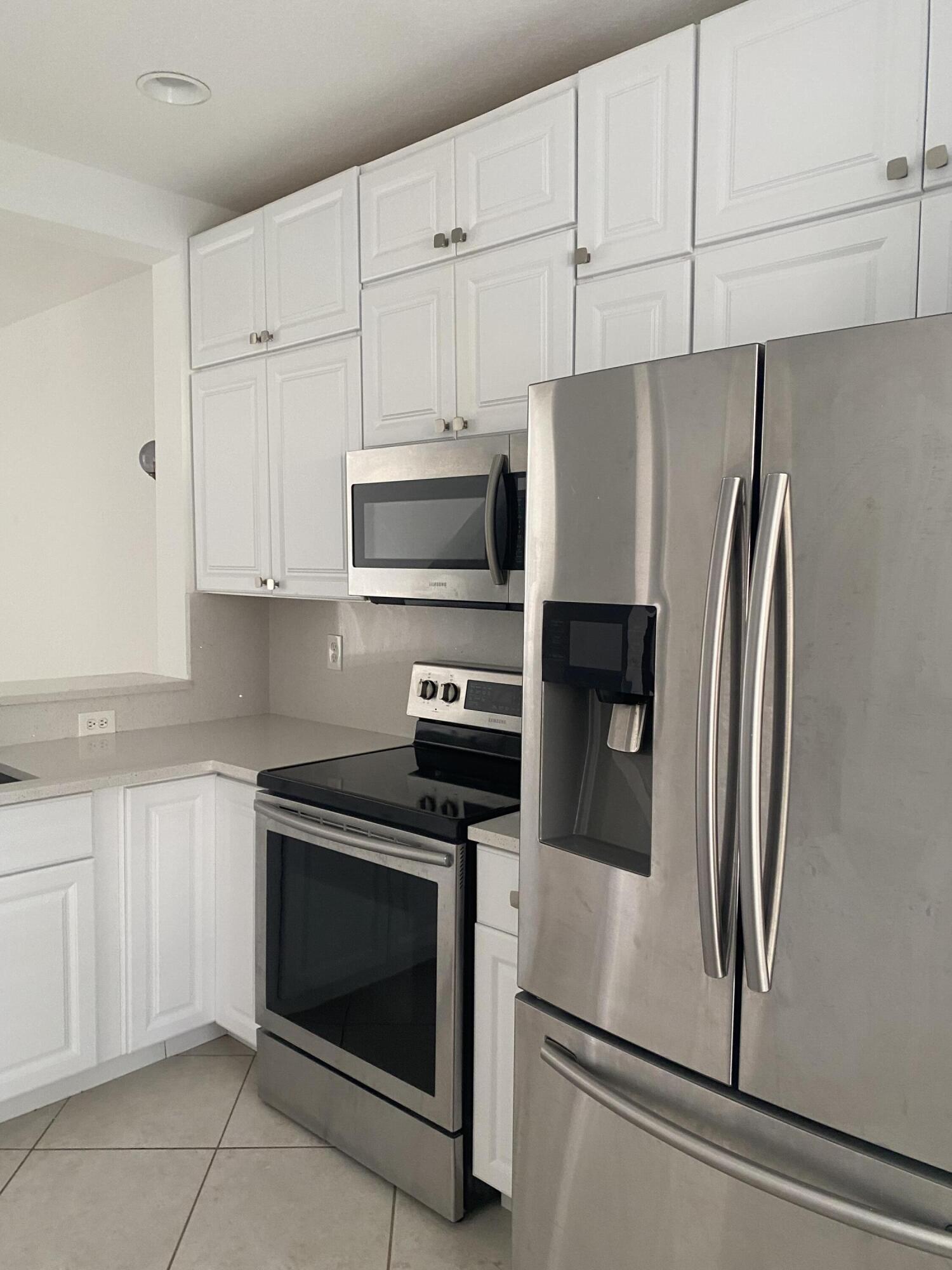 6396 Park Lake Circle