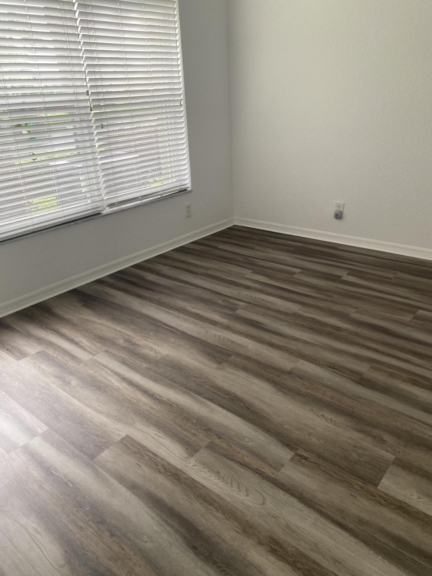 6396 Park Lake Circle