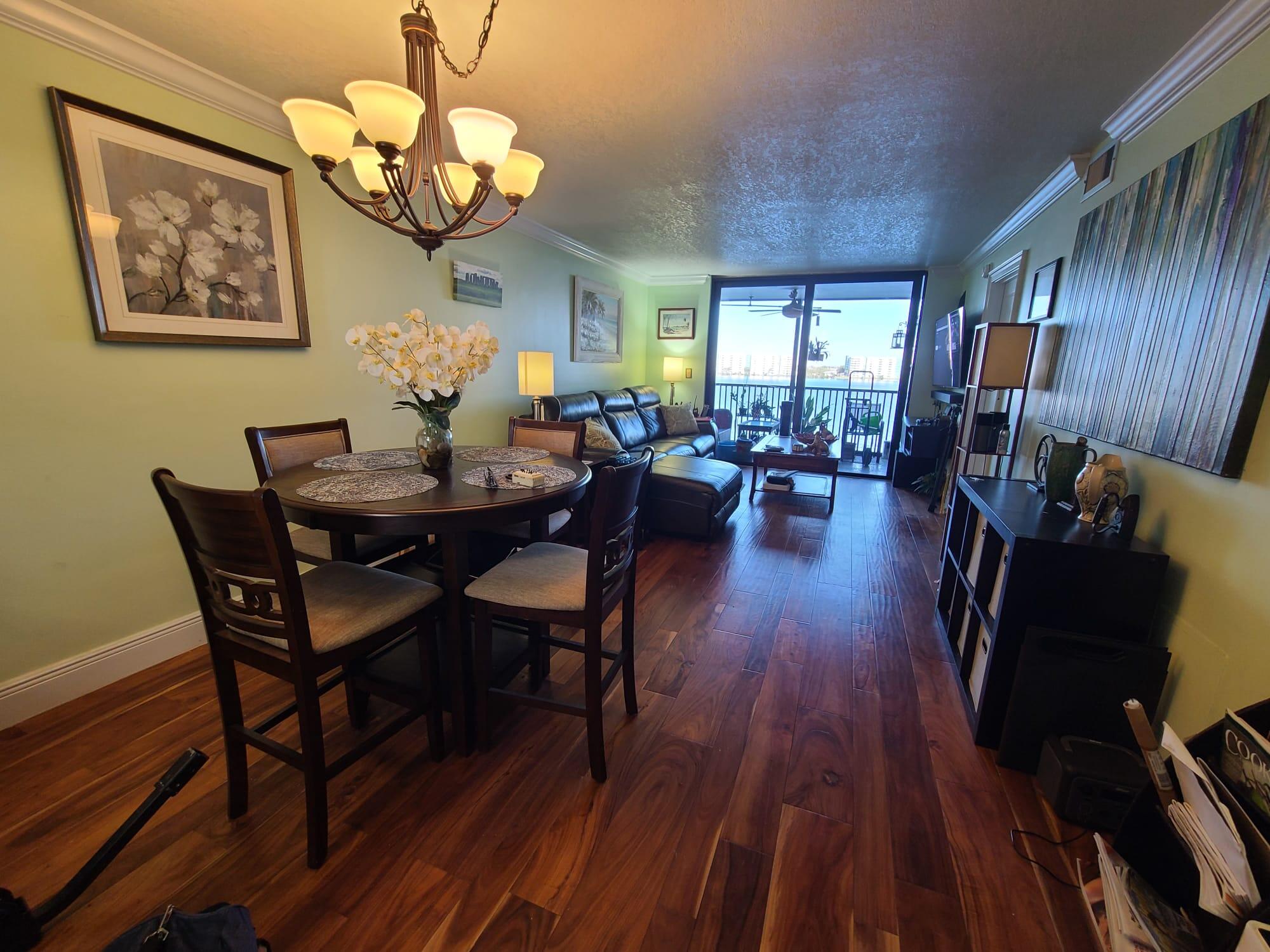 117 Lake Emerald Drive 403