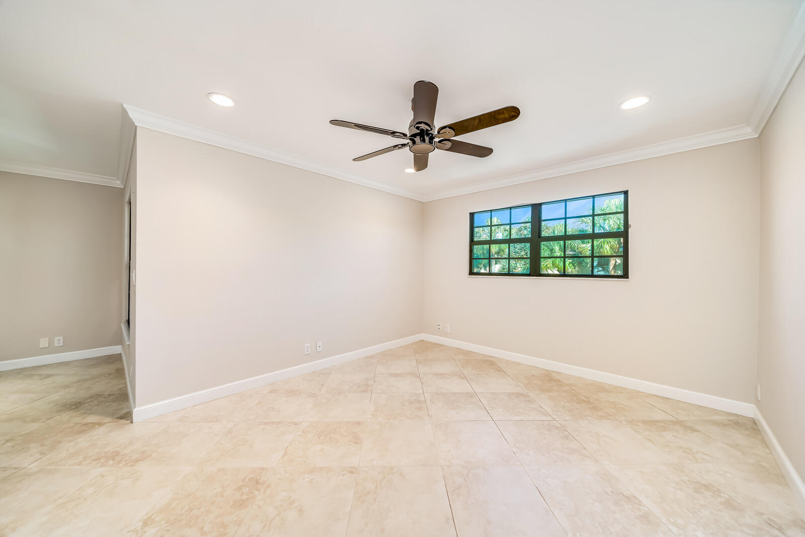 22799 Trelawny Terrace F