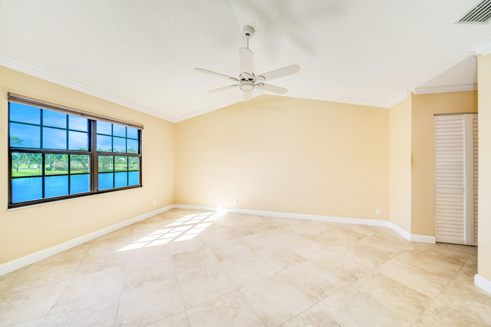 22799 Trelawny Terrace F