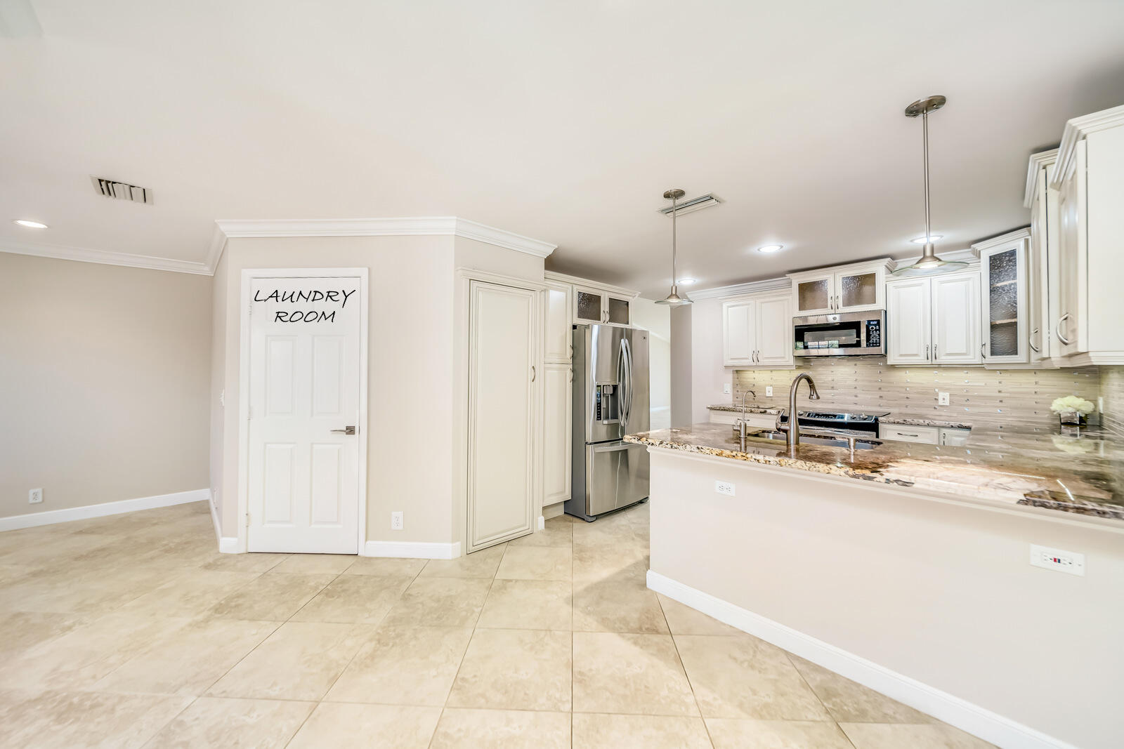 22799 Trelawny Terrace F