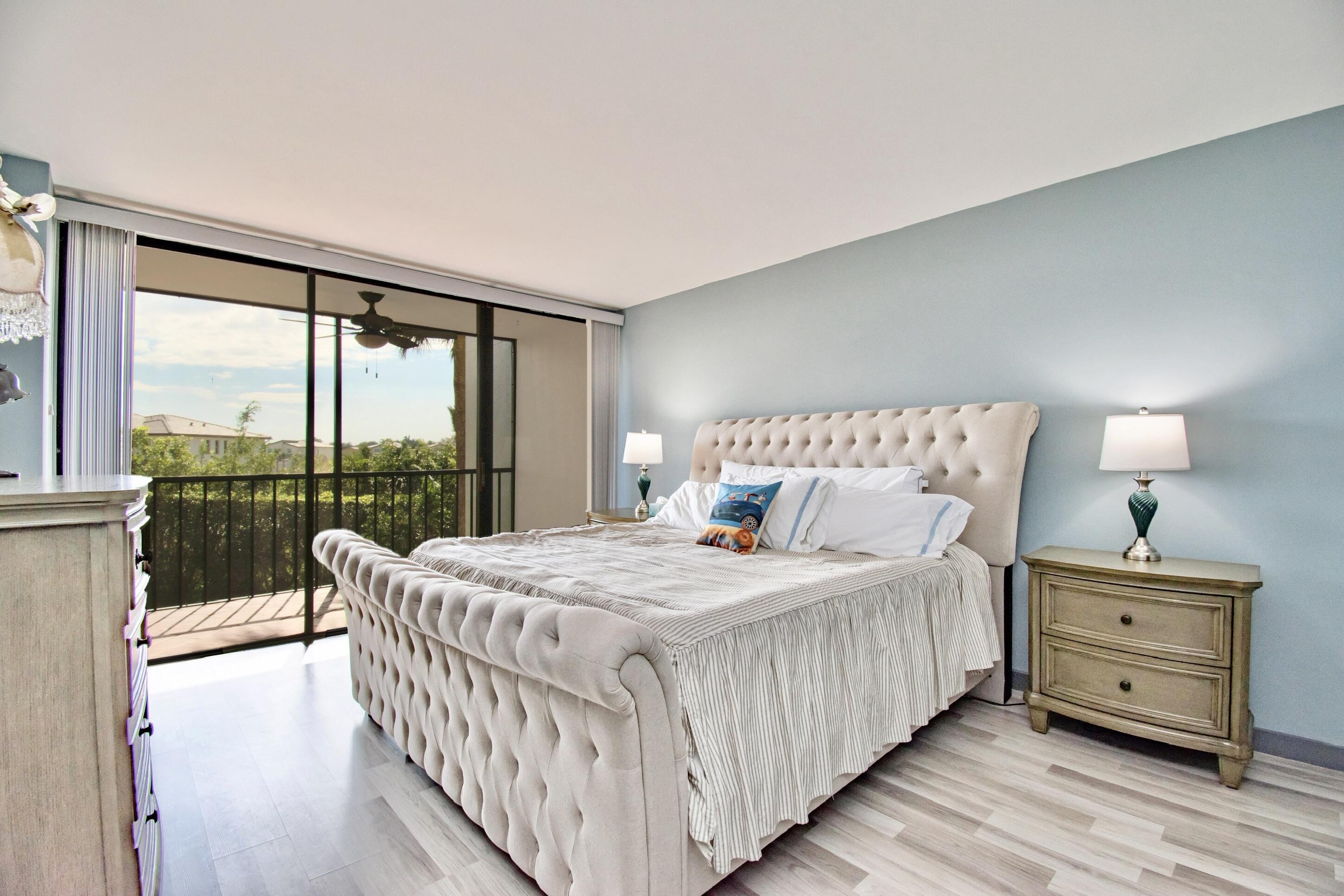 5951 Wellesley Park Drive 203