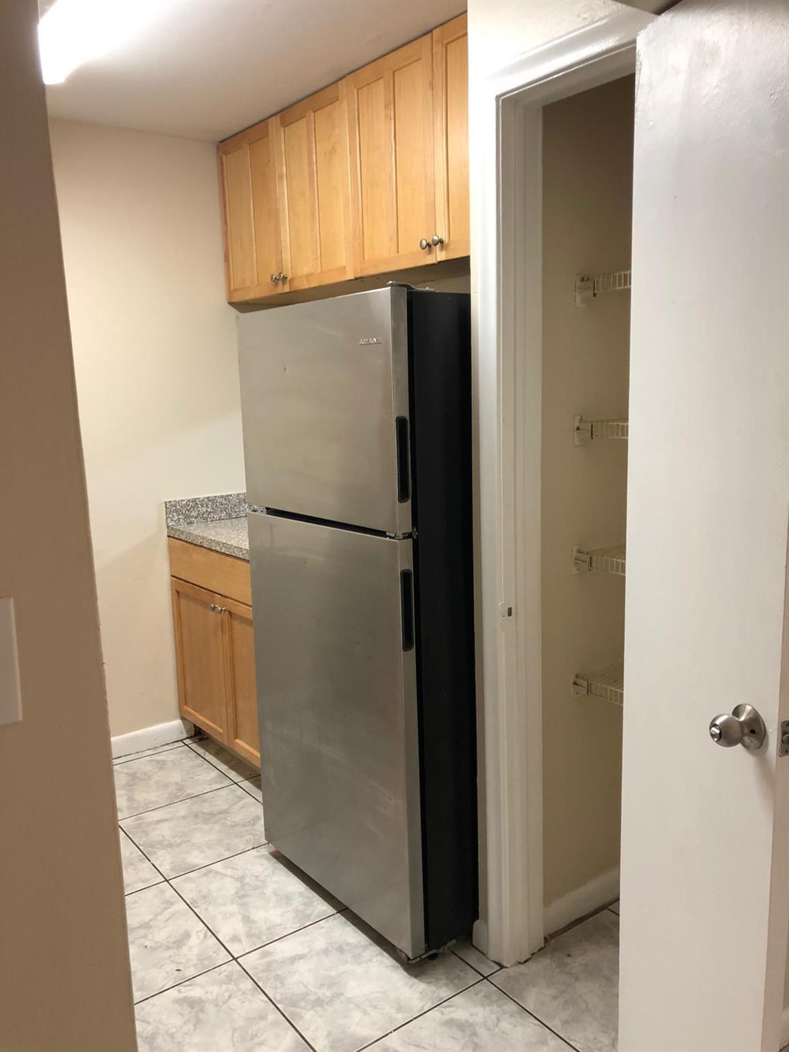 6100 Forest Hill Boulevard 102