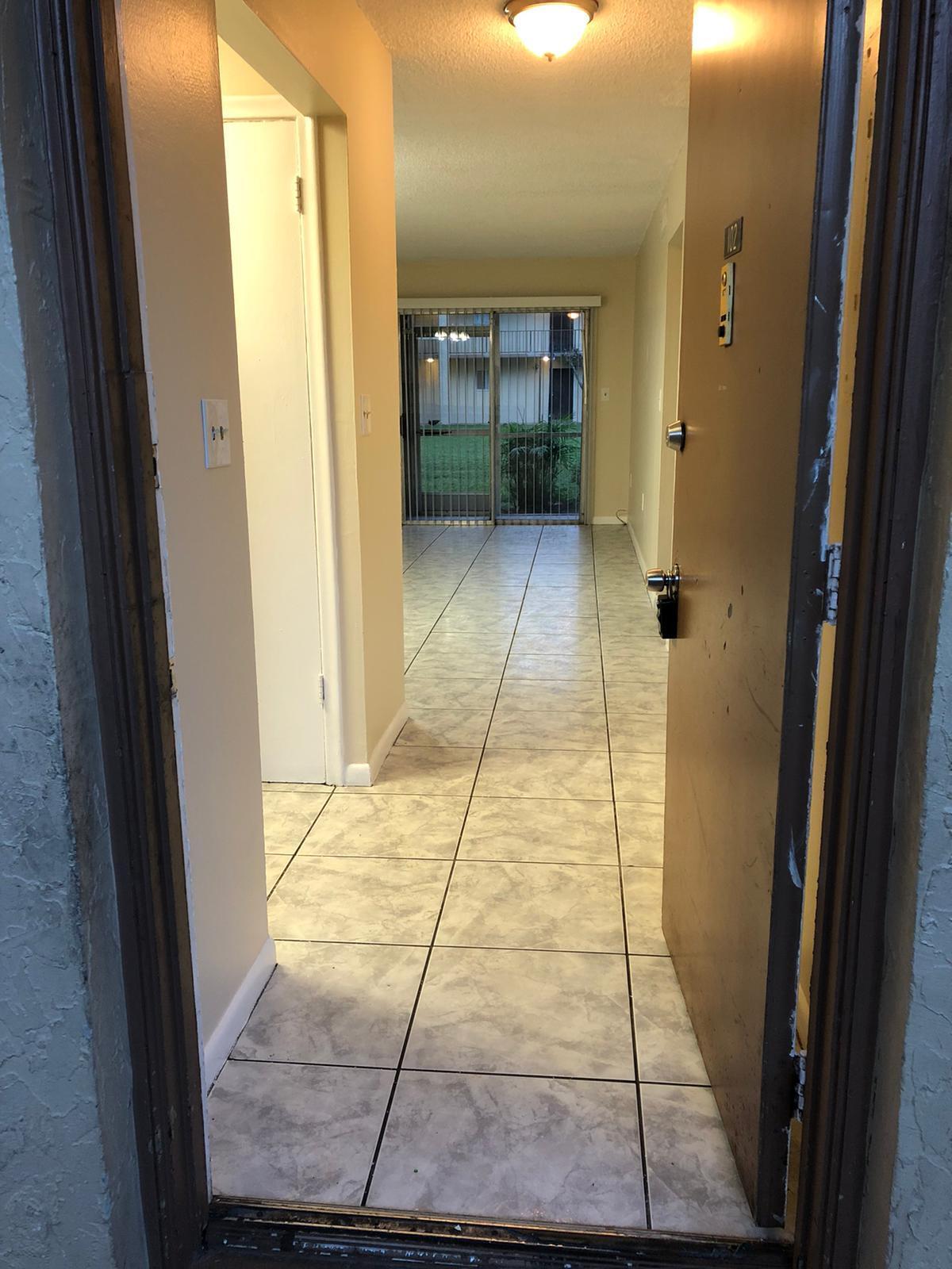 6100 Forest Hill Boulevard 102