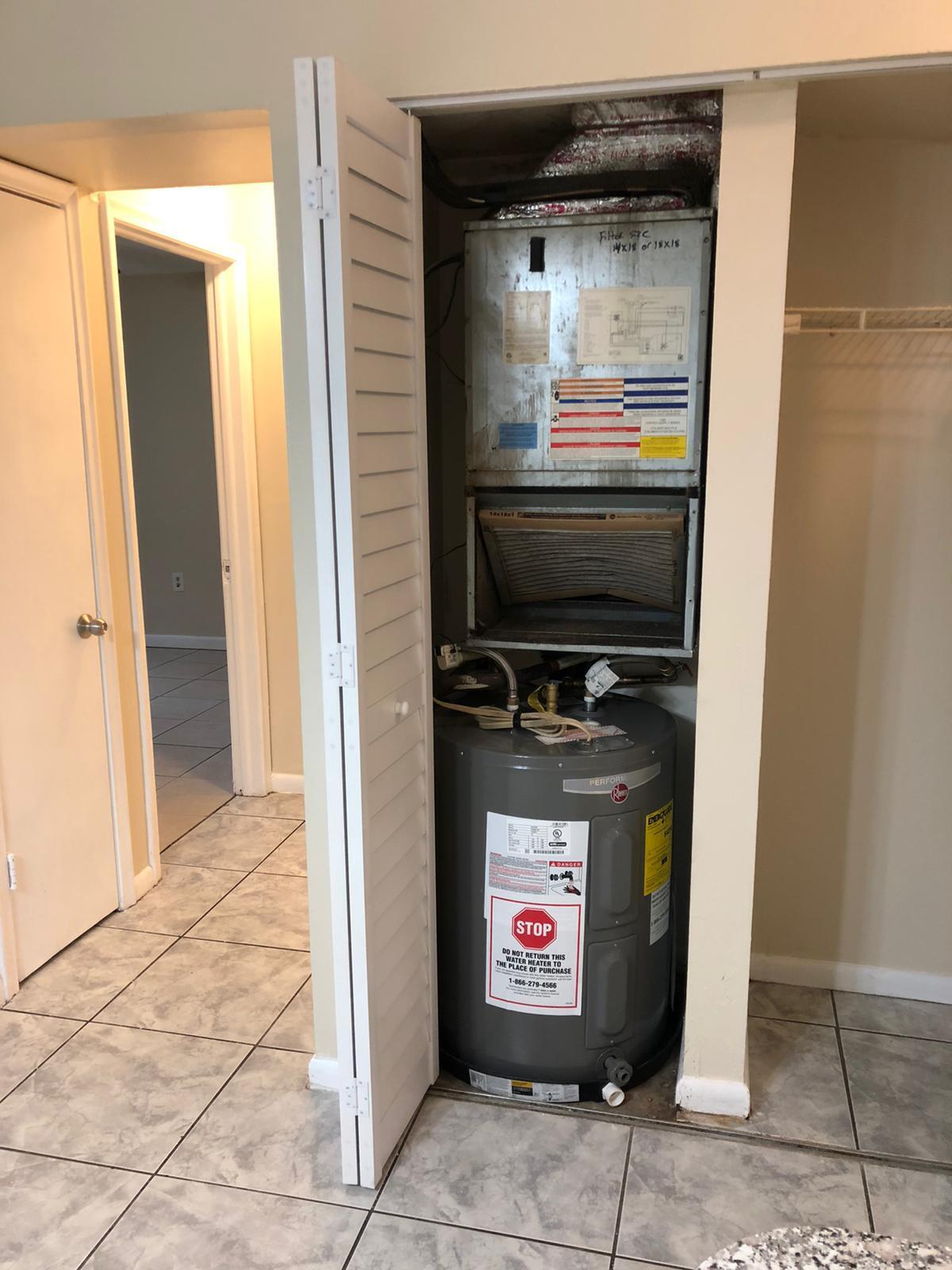 6100 Forest Hill Boulevard 102