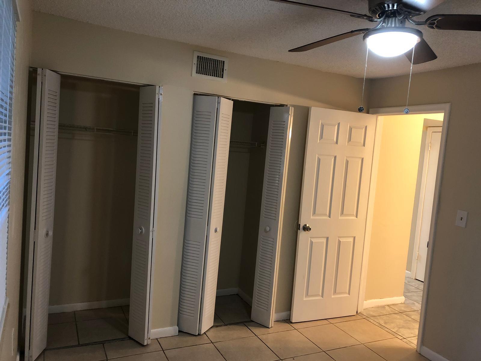 6100 Forest Hill Boulevard 102