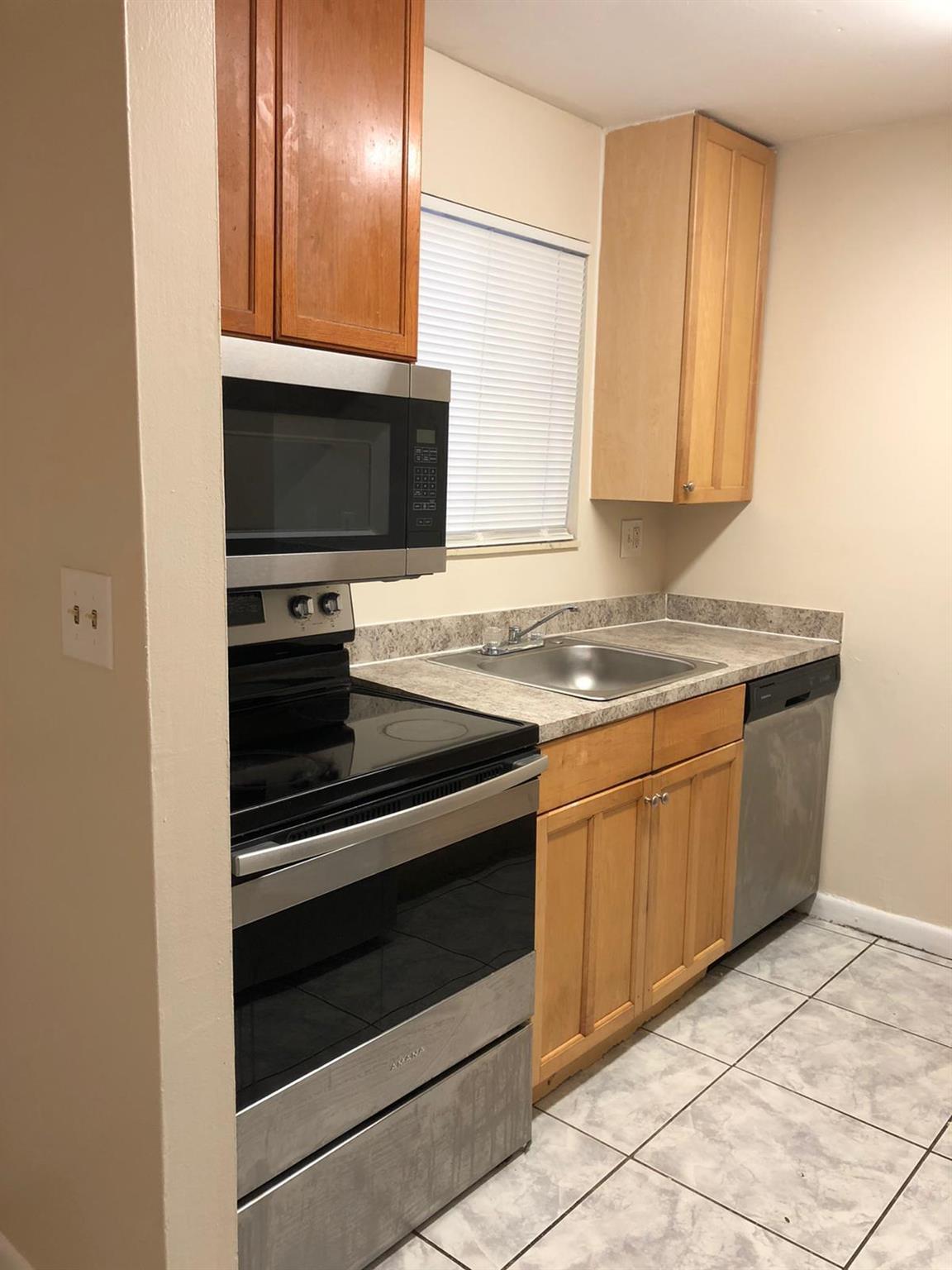 6100 Forest Hill Boulevard 102