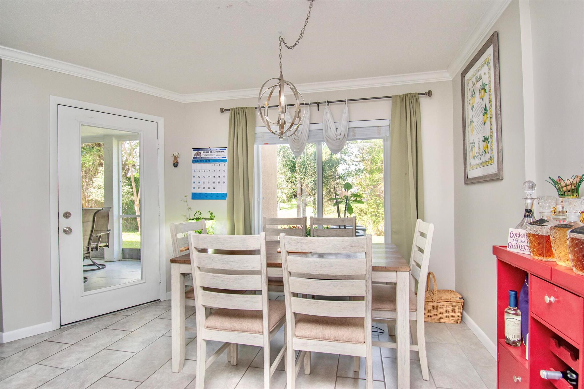 815 W Boynton Beach Boulevard 15-105