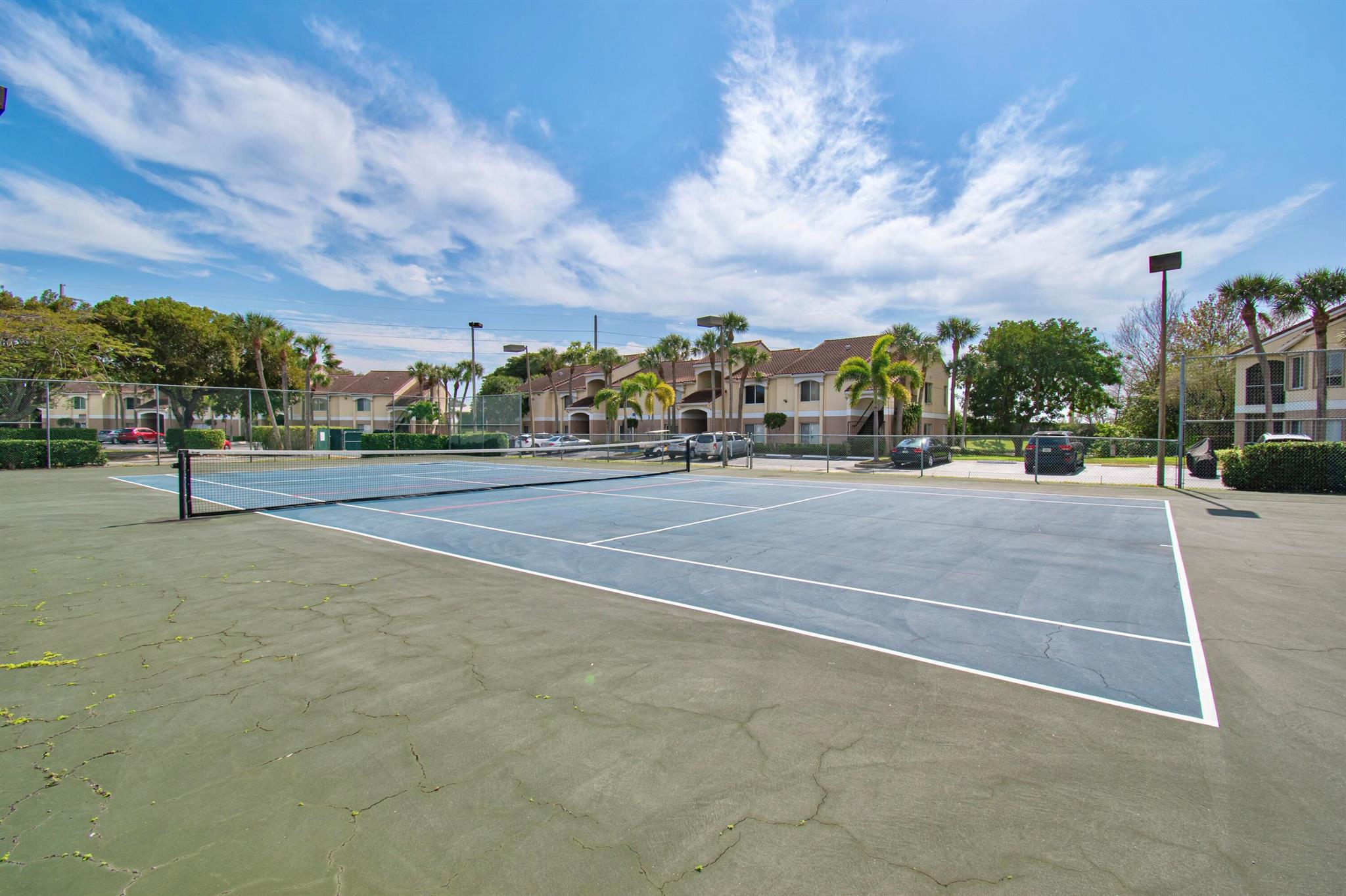 815 W Boynton Beach Boulevard 15-105