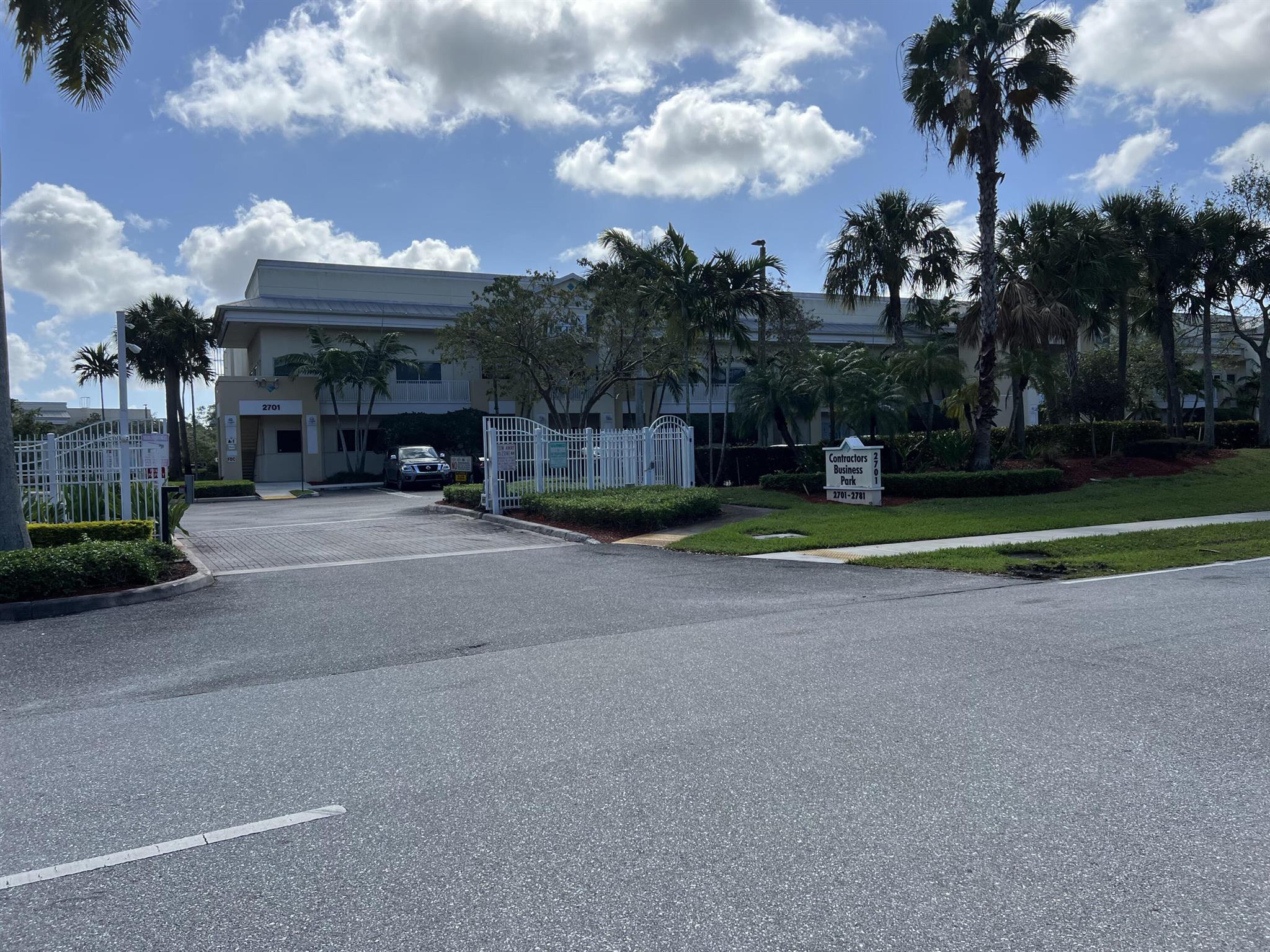 2701 N Vista Park A-7-B