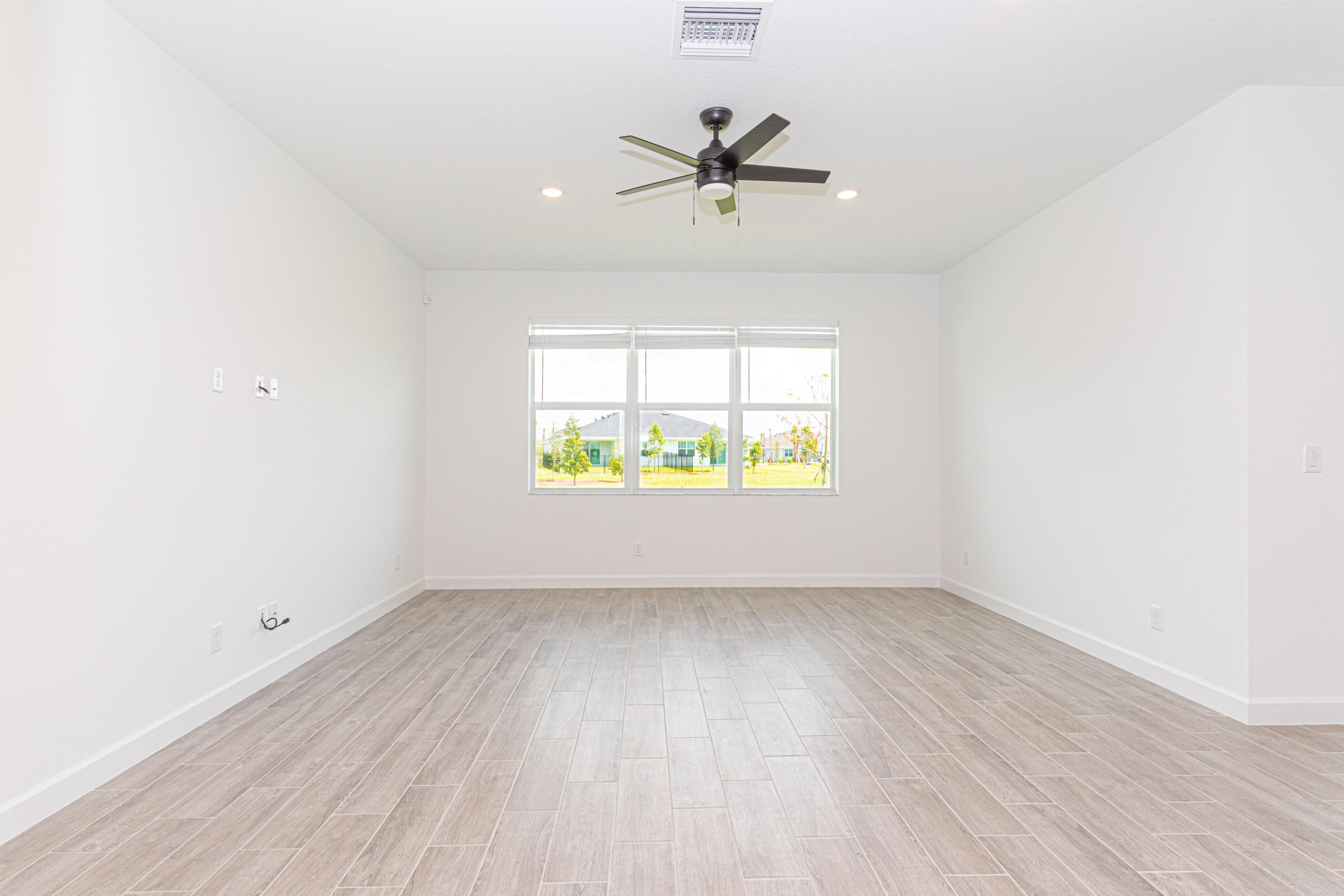 19082 Croft Mill Xing Crossing