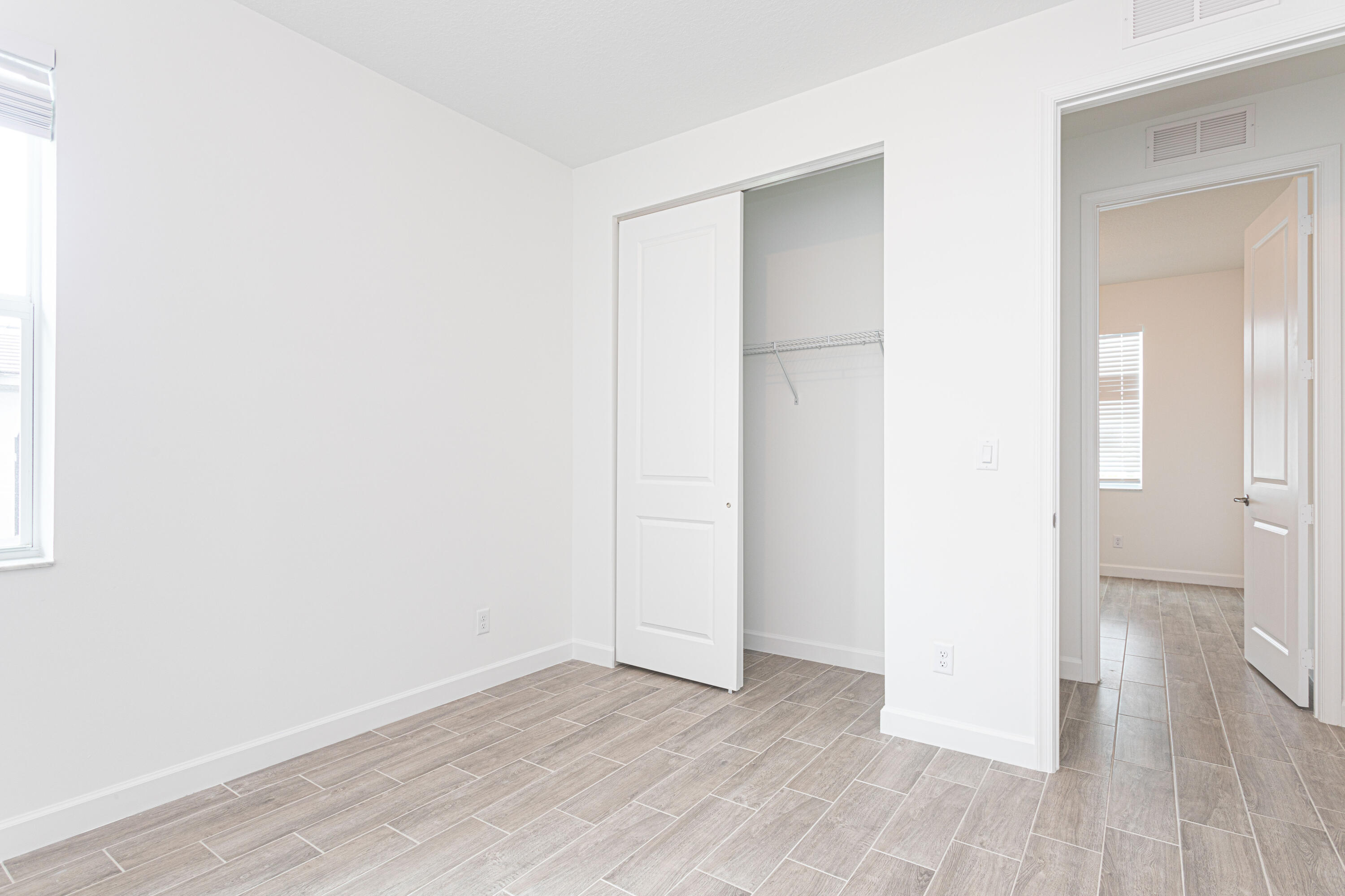 19082 Croft Mill Xing Crossing