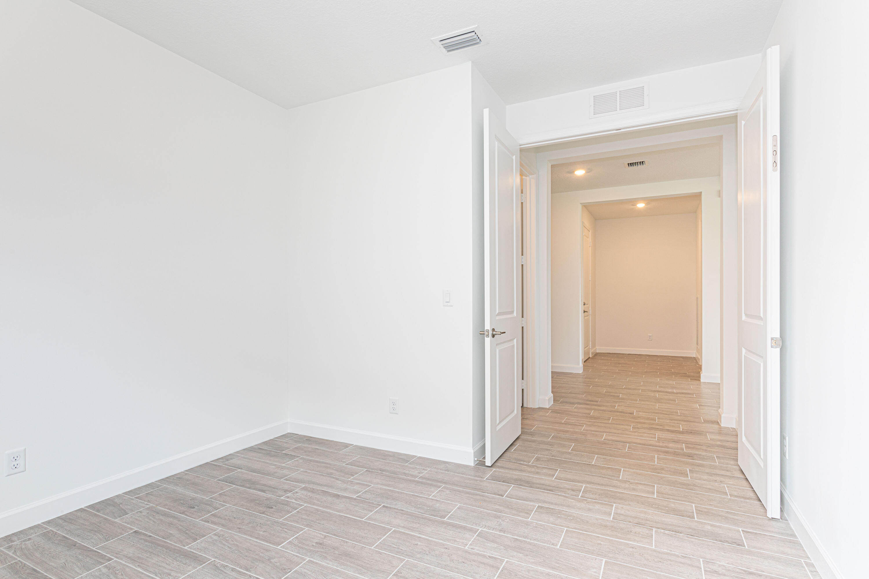 19082 Croft Mill Xing Crossing