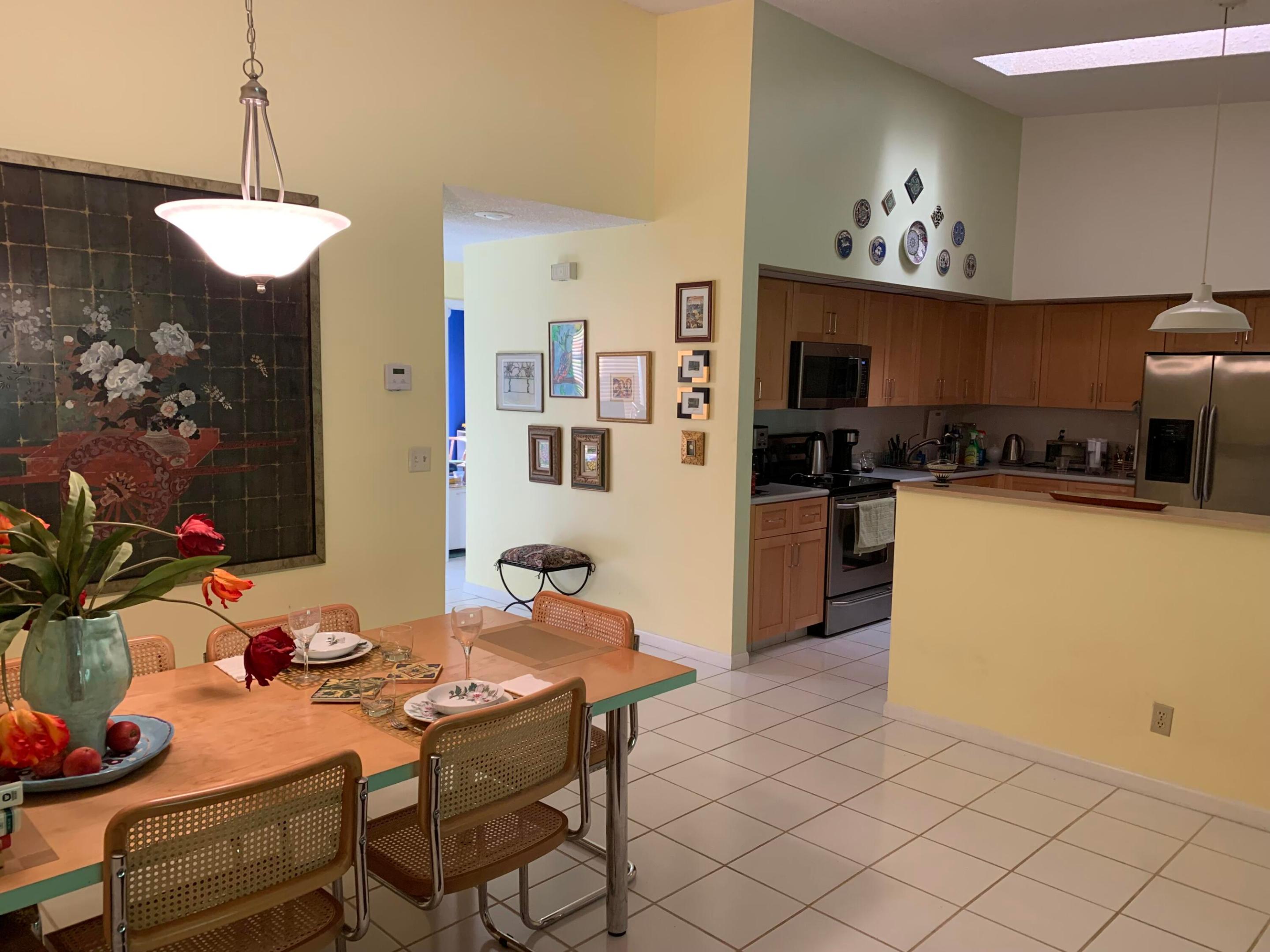 6827 Bridlewood Court