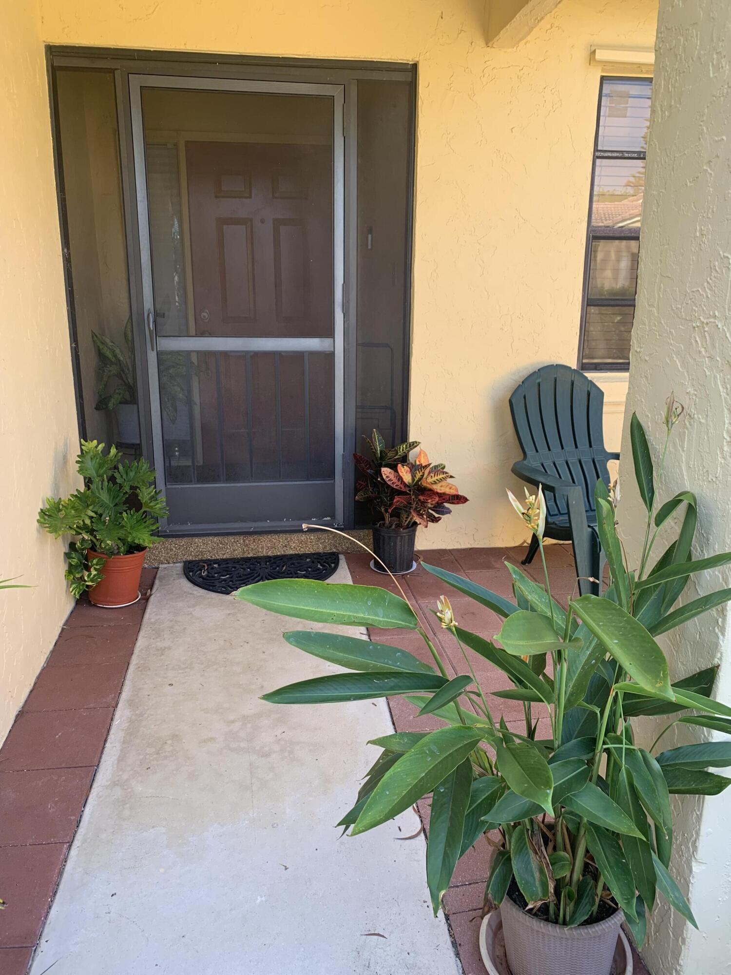 6827 Bridlewood Court