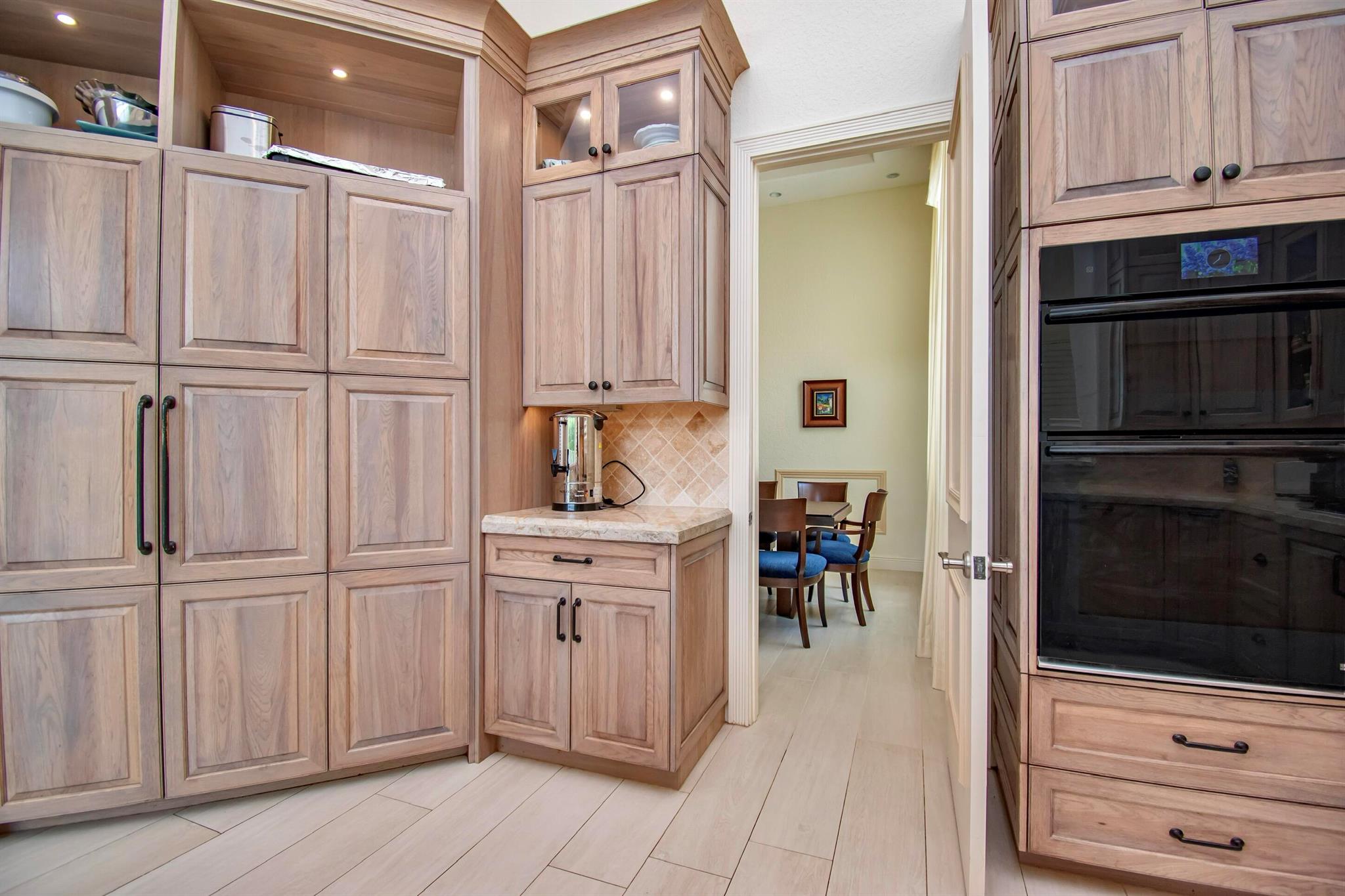 7090 Islegrove Place