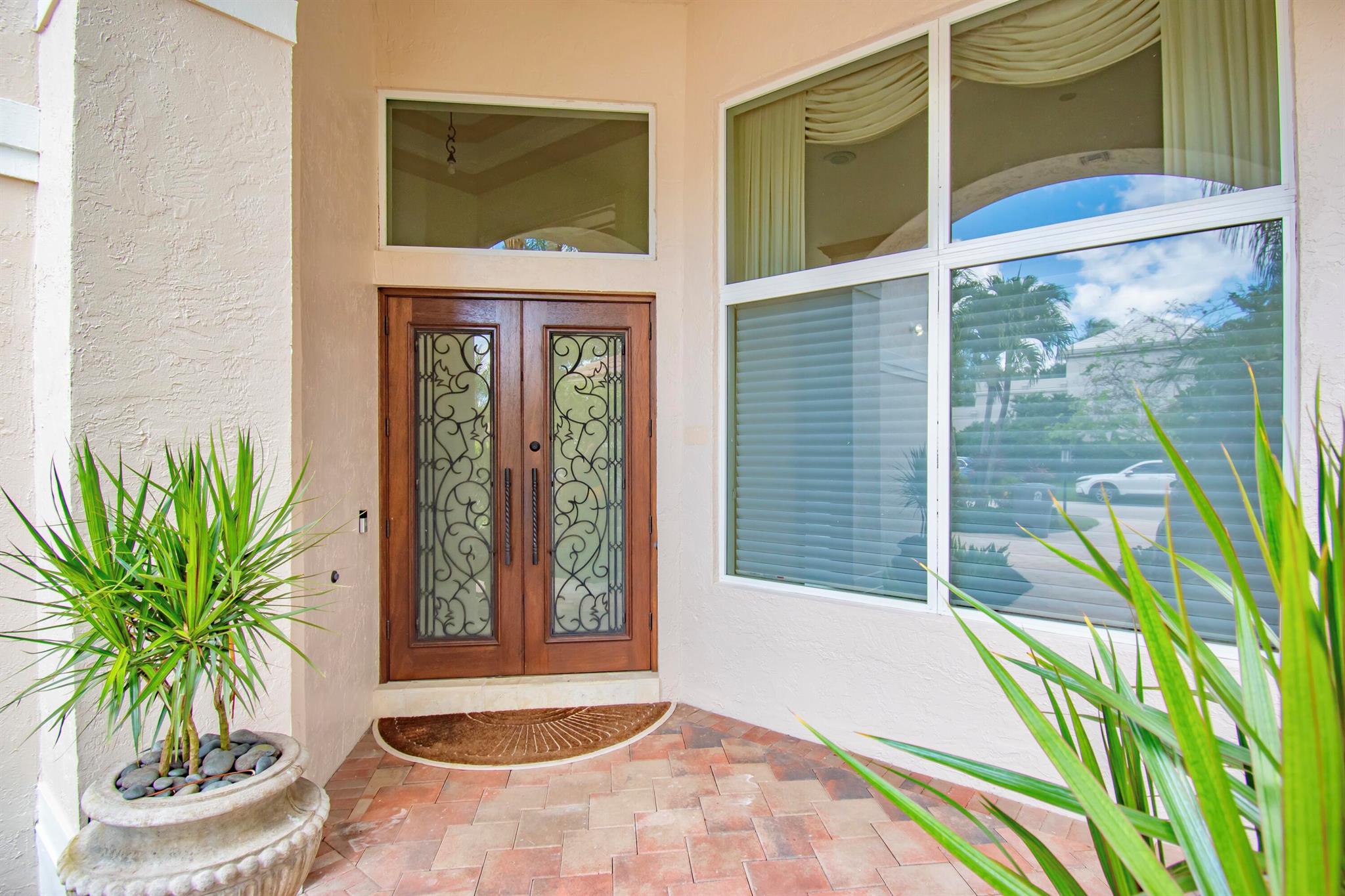 7090 Islegrove Place