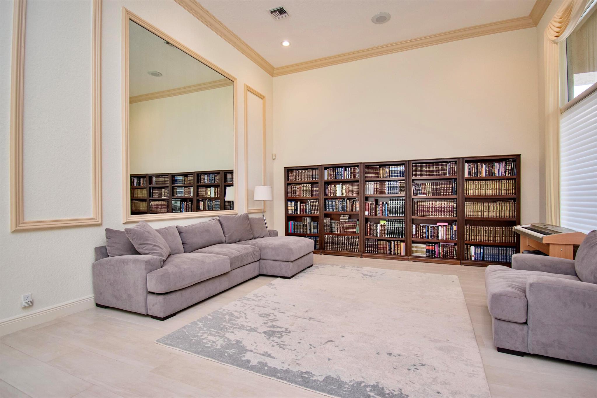 7090 Islegrove Place