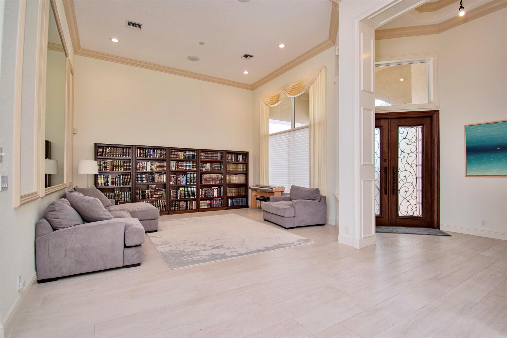 7090 Islegrove Place