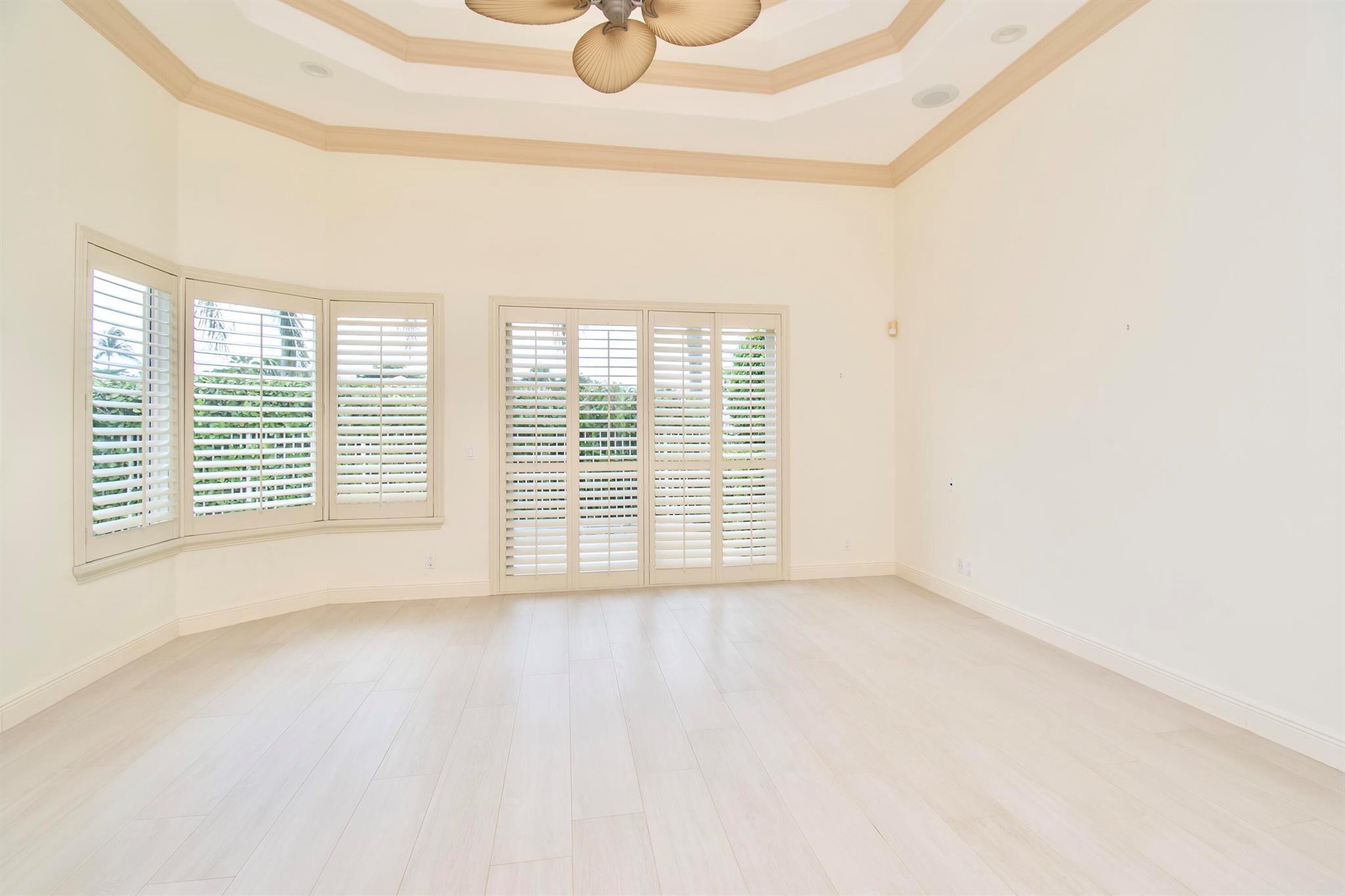 7090 Islegrove Place