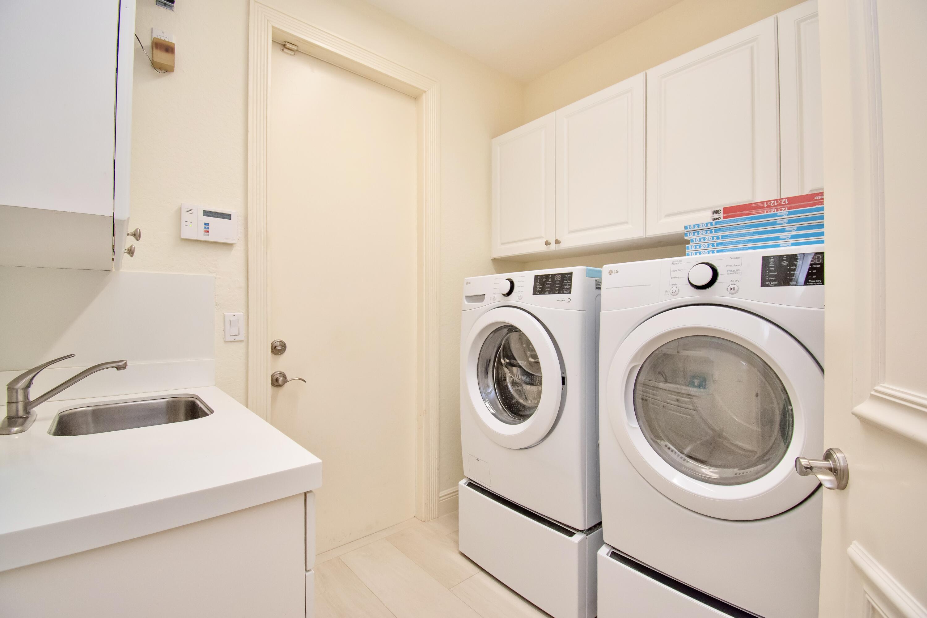 7090 Islegrove Place