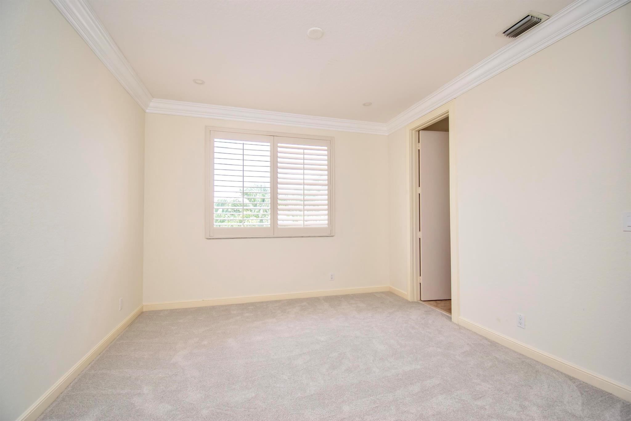 7090 Islegrove Place