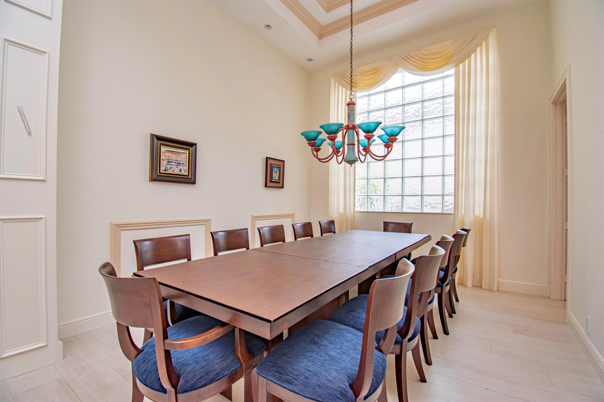 7090 Islegrove Place