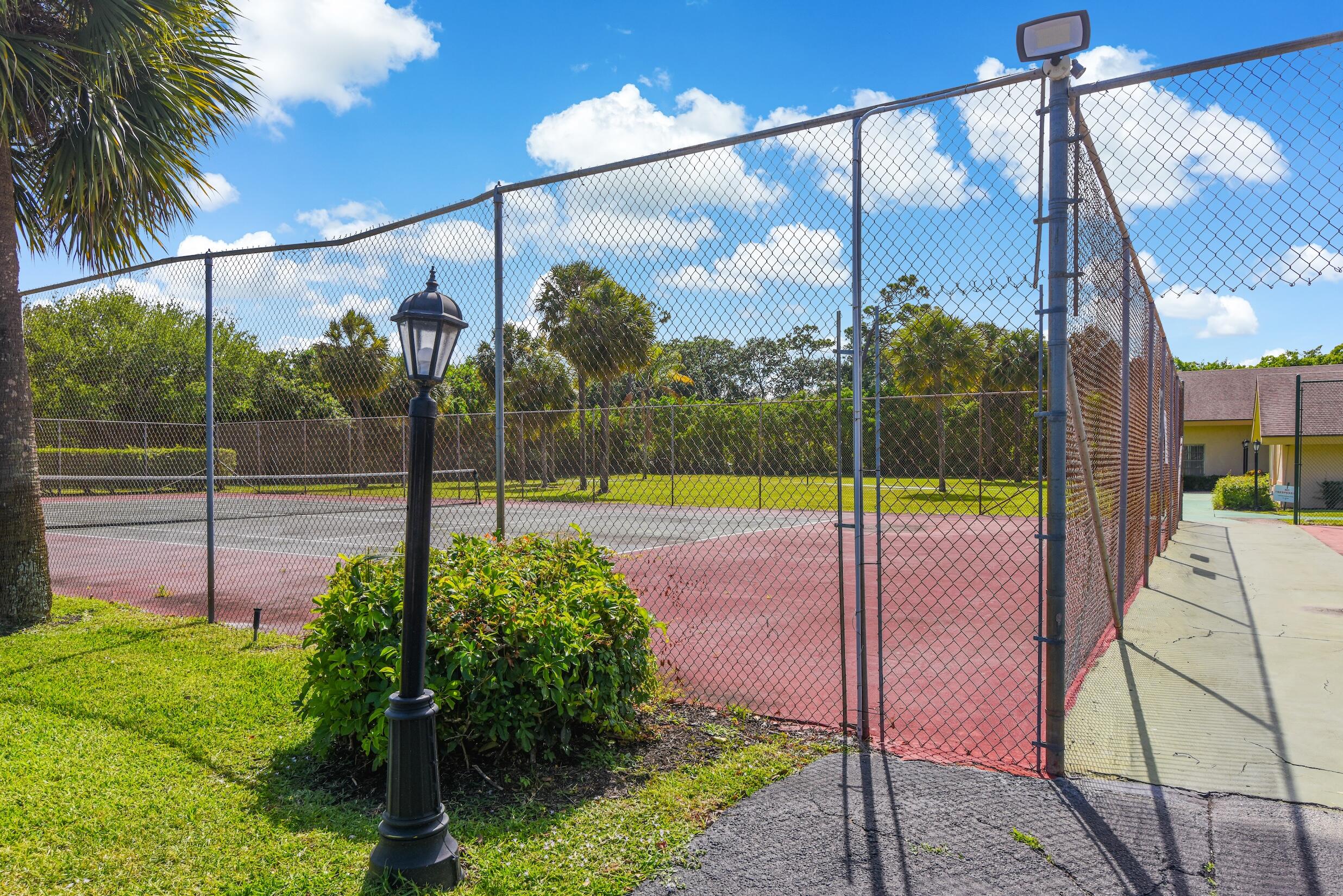 3001 Linton Boulevard 204c