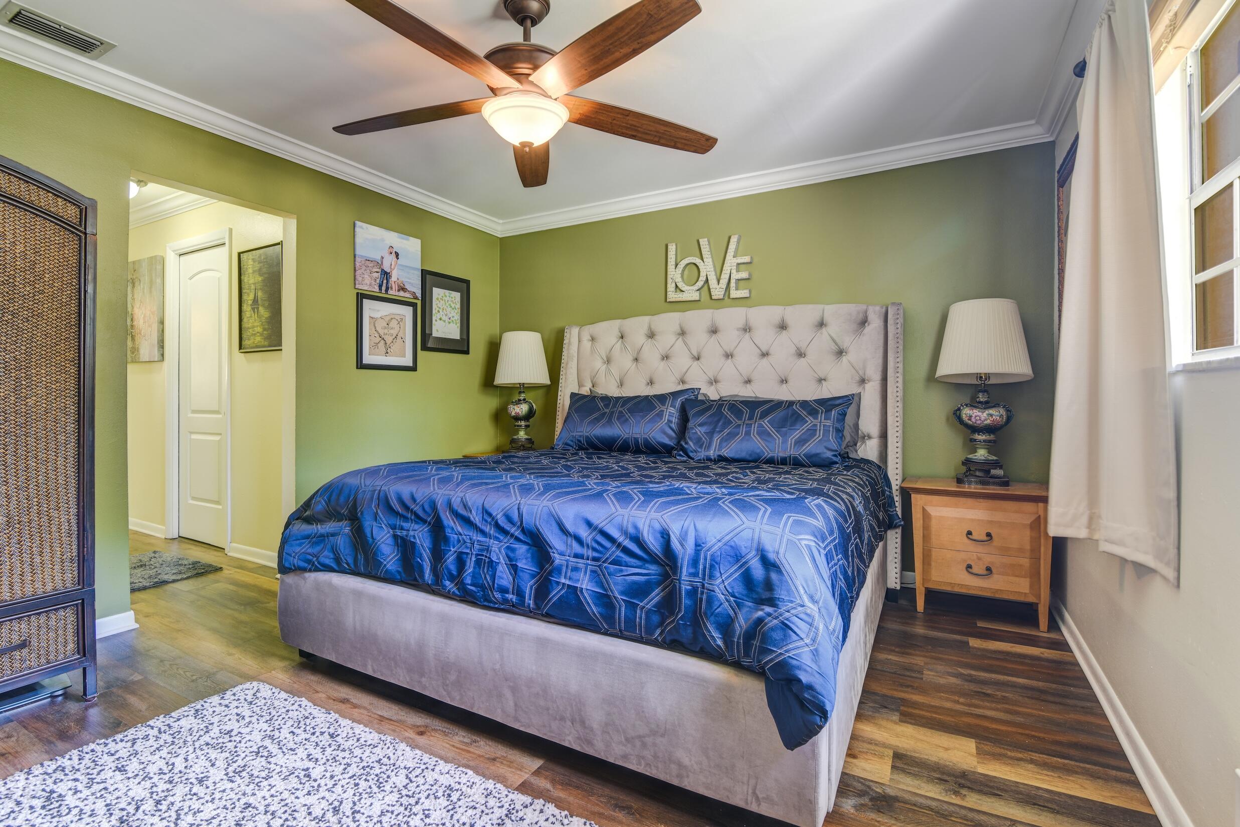 3001 Linton Boulevard 204c