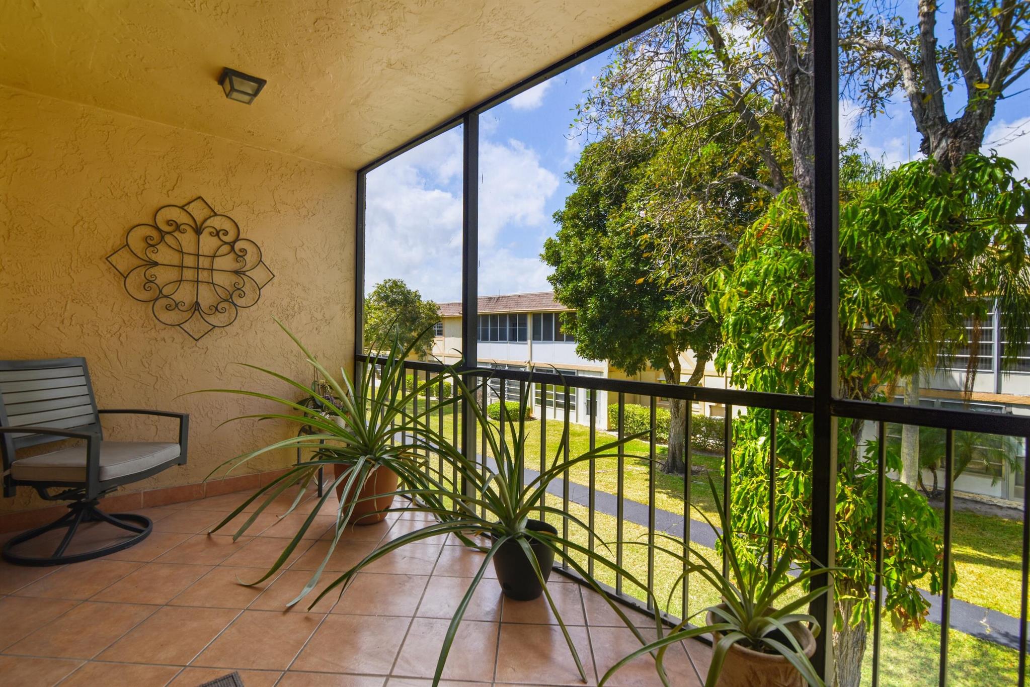 3001 Linton Boulevard 204c