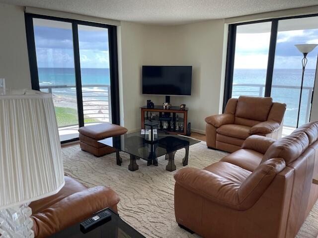 250 S Ocean Boulevard 3h